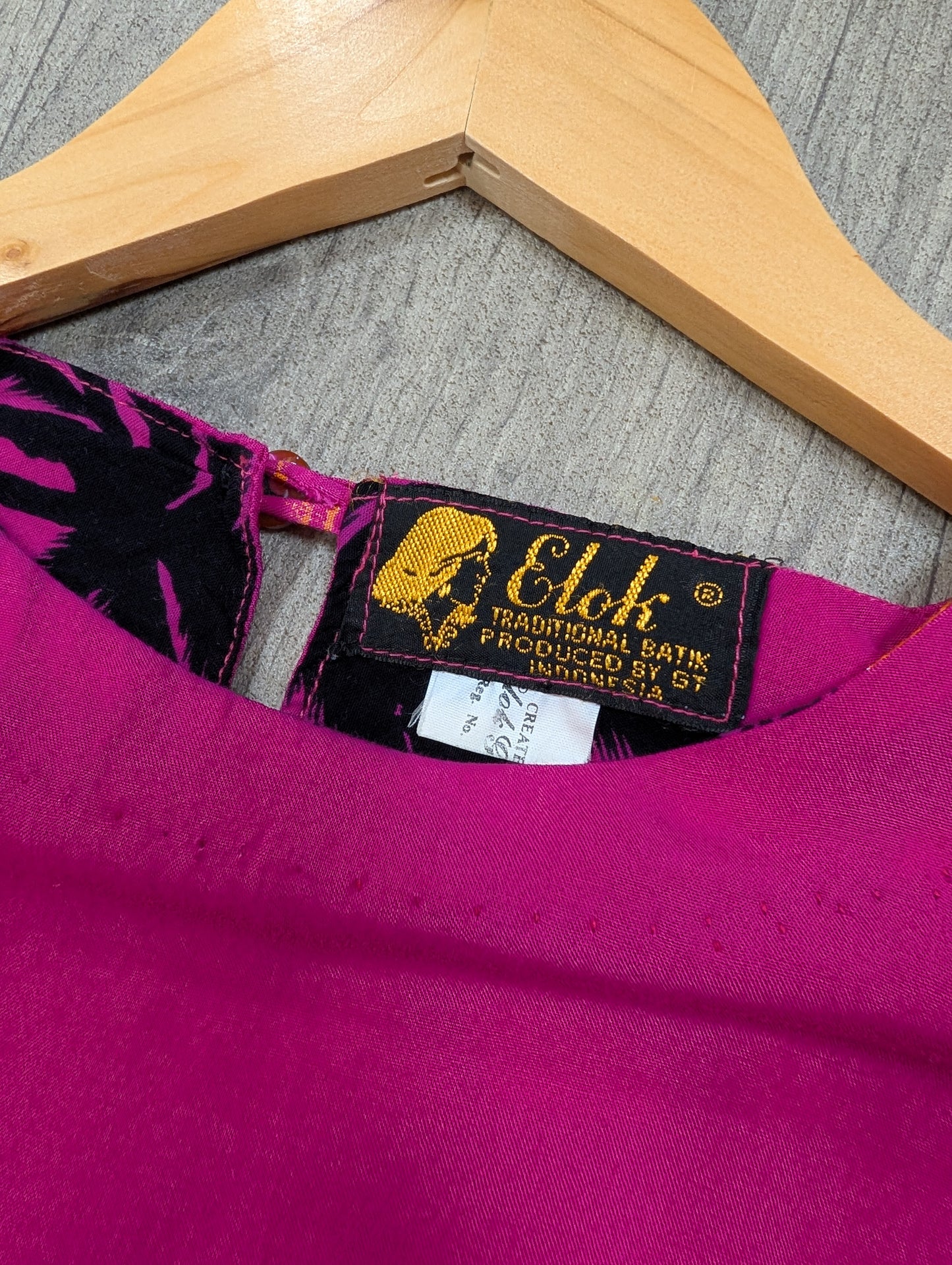 1980s Elok batik kaftan