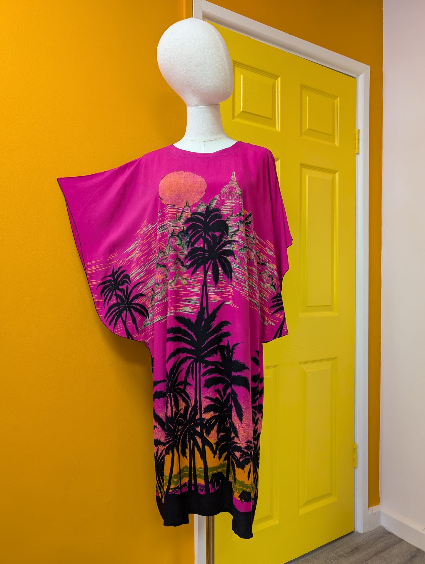 1980s Elok batik kaftan