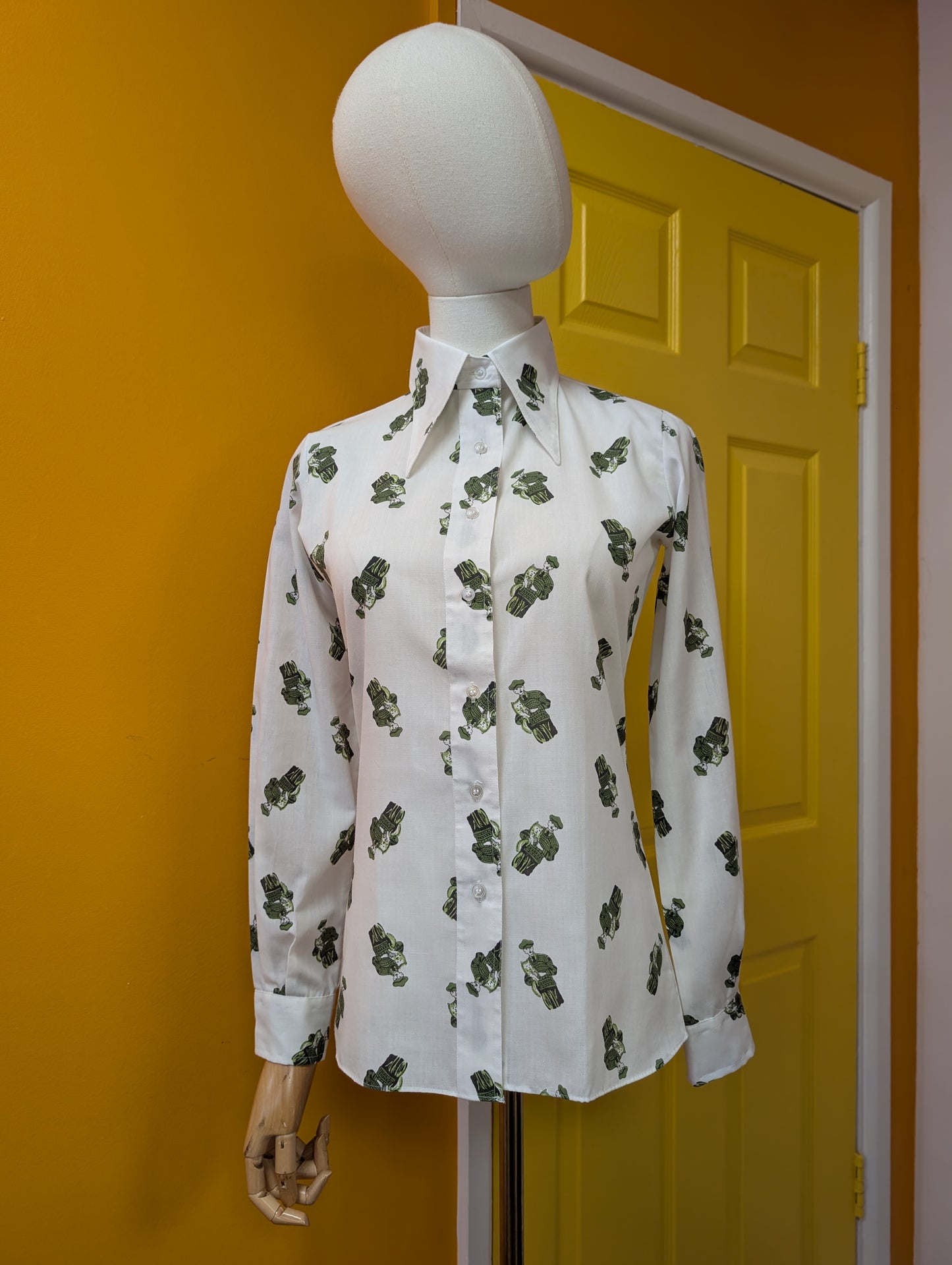 1970s Brutus novelty print dagger collar shirt - XS/S