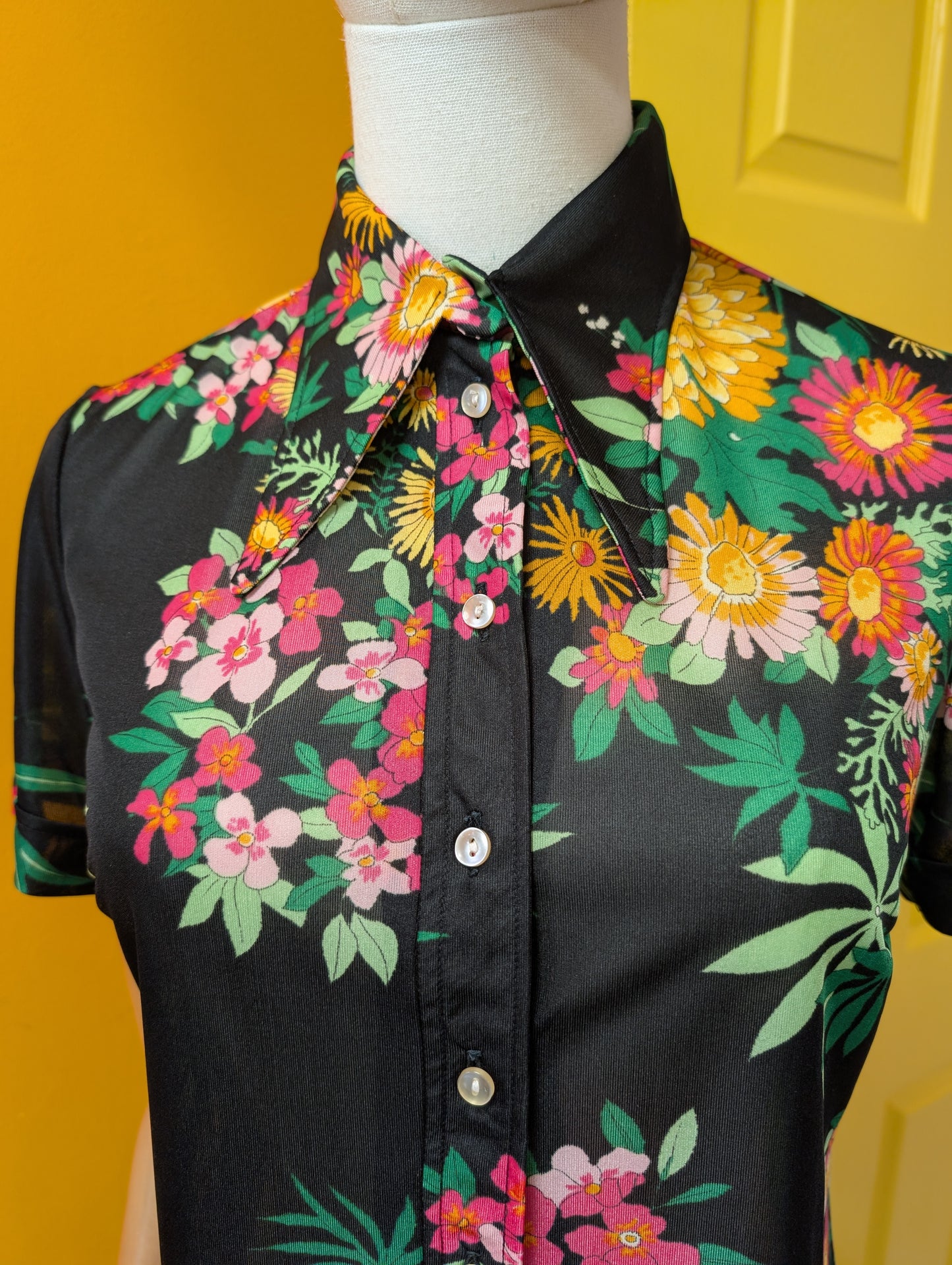 Deadstock 1970s floral dress - S/8/10