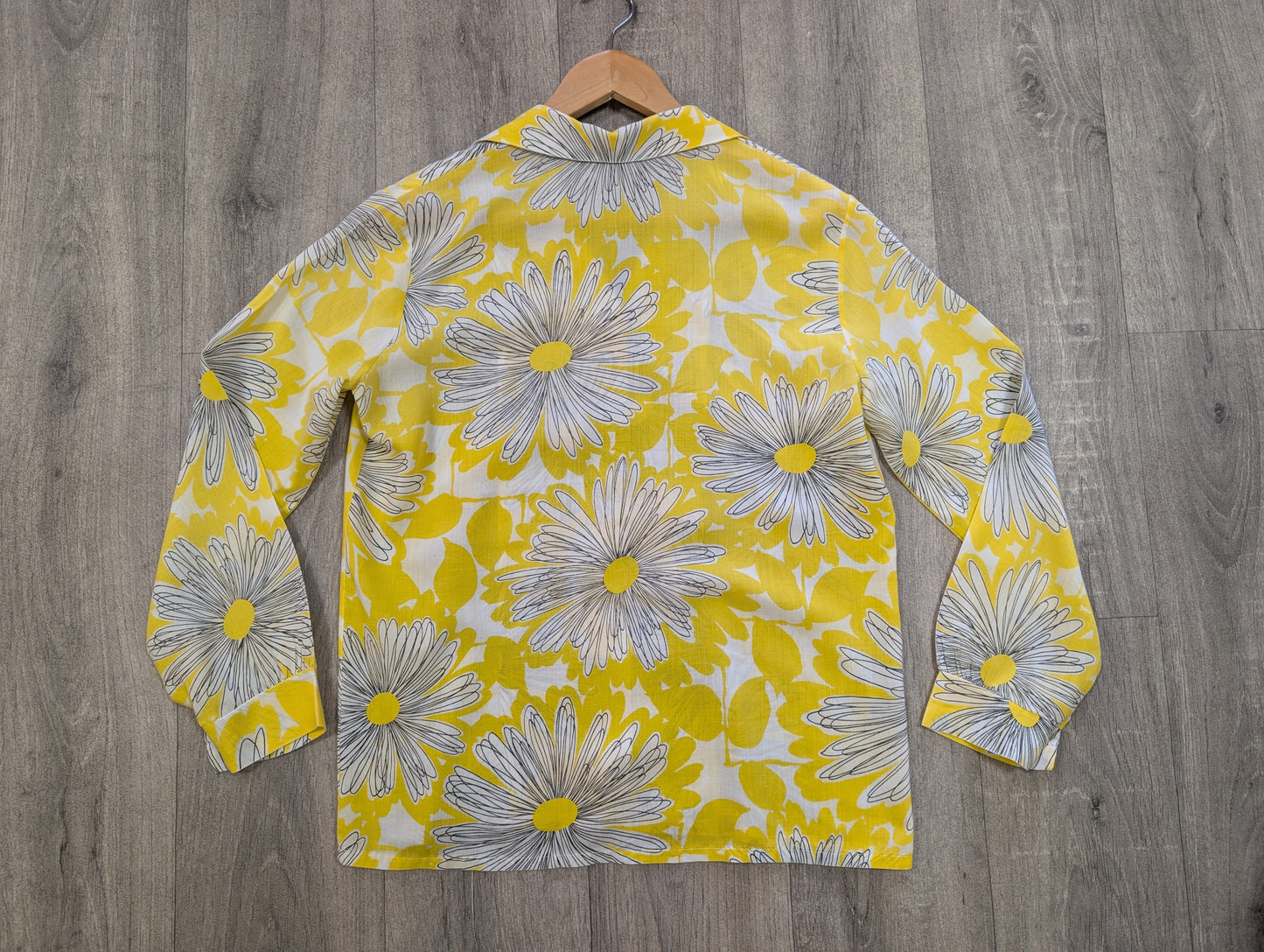 1960s yellow floral shirt - S/M