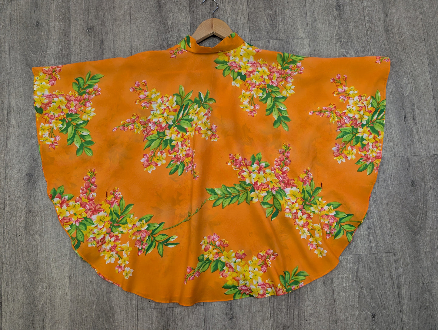 1970s Hilo Hattie's Hawaiian kaftan top