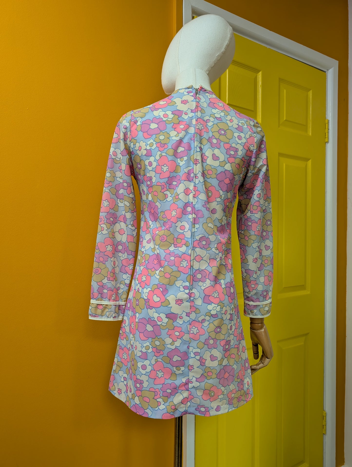 1960s psychedelic floral mini dress - XS/S/6/8