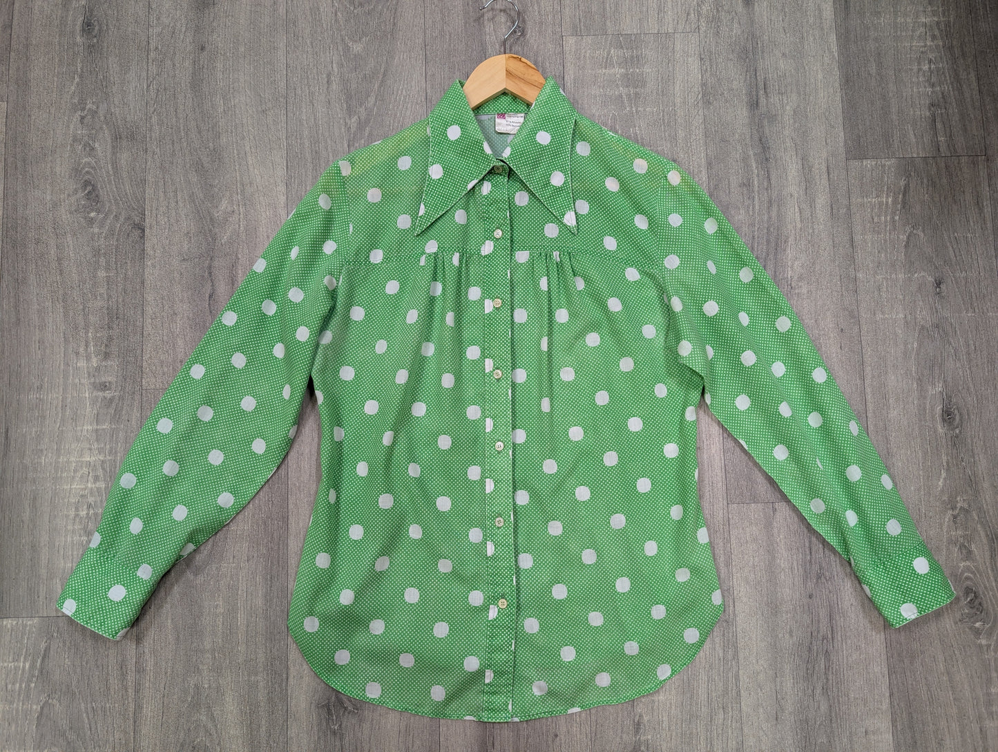 1970s green & white polka dot dagger collar shirt - M