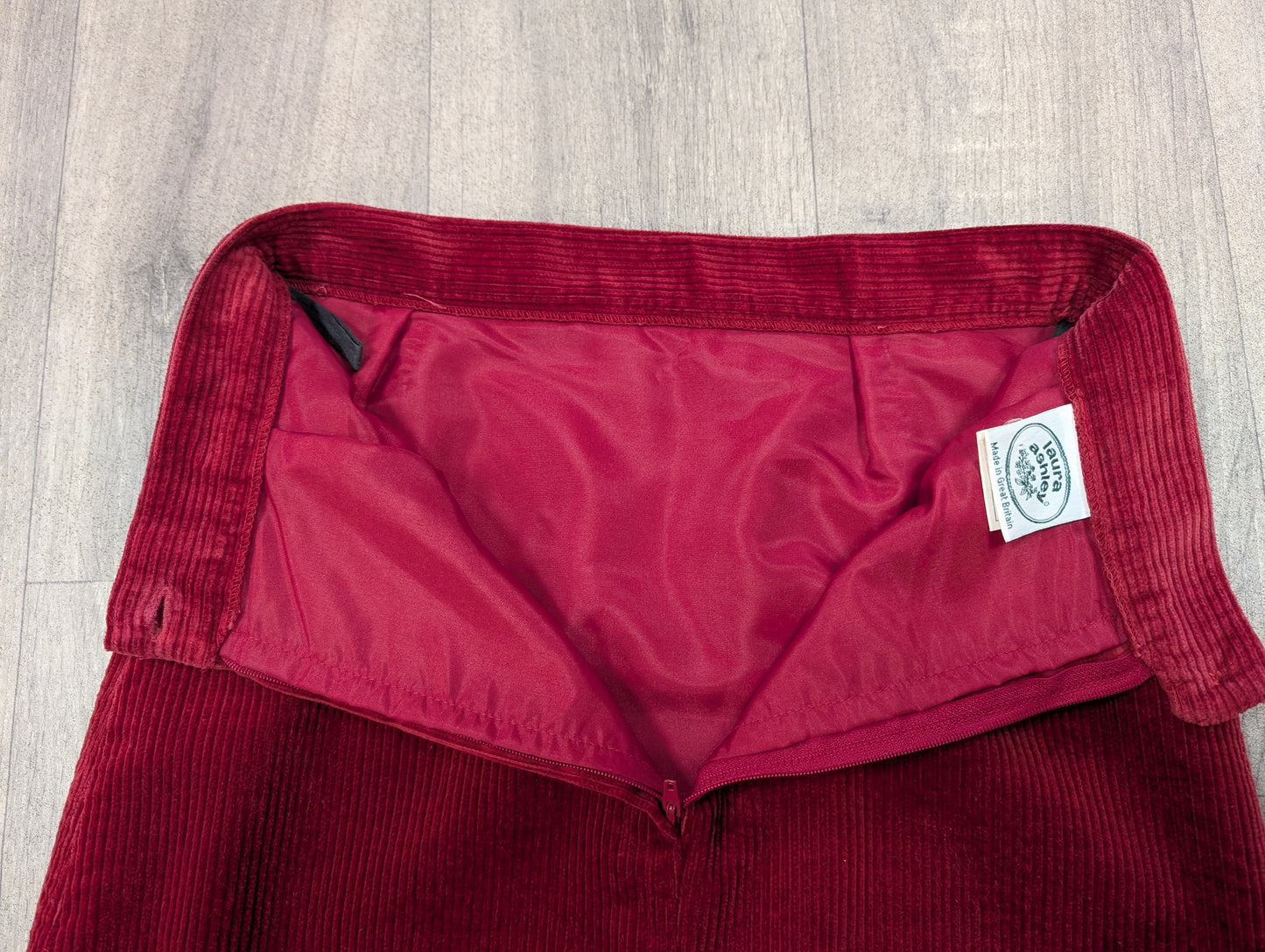 1980s Laura Ashley corduroy skirt - 25.5" waist