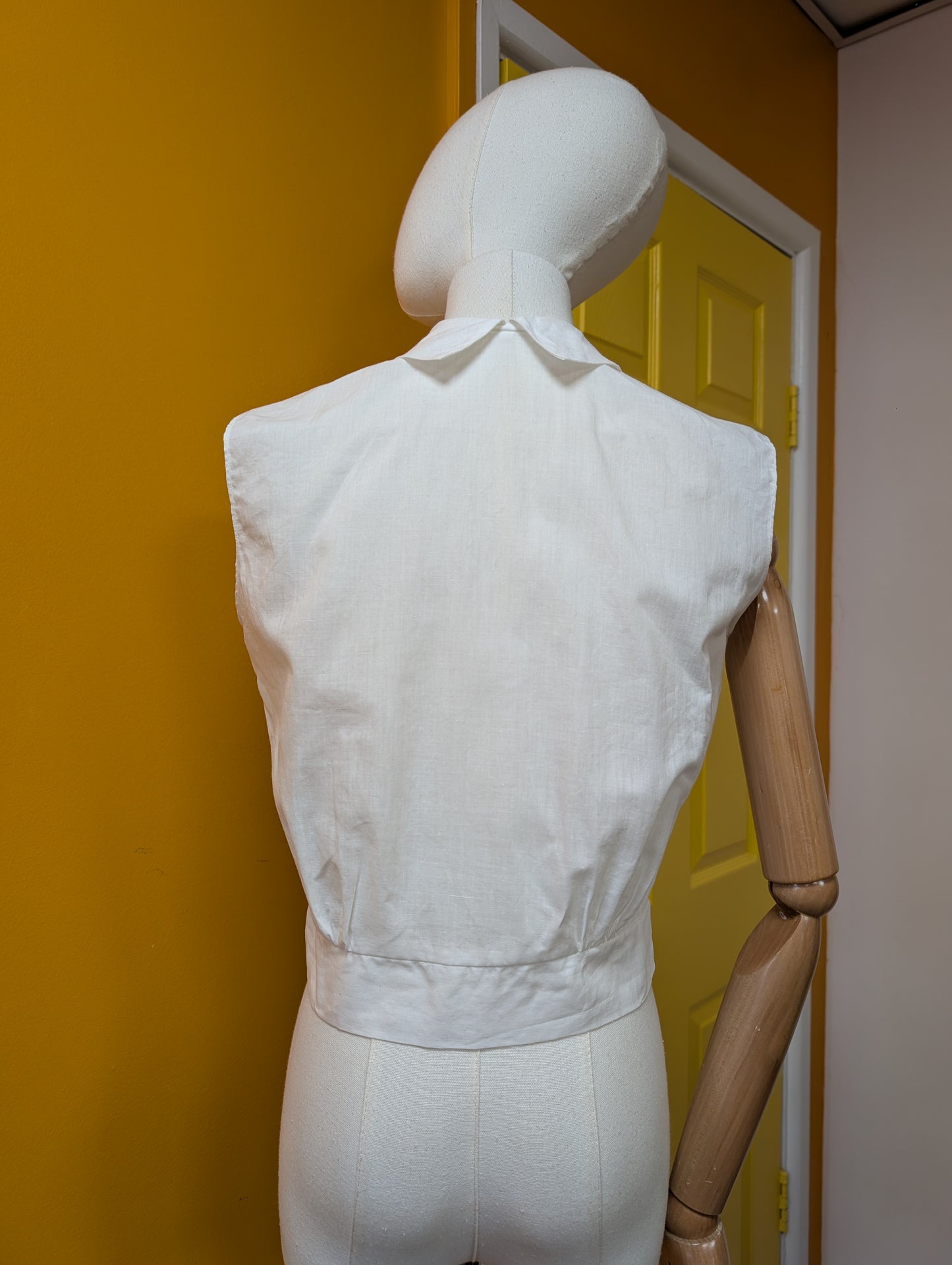 50s/60s white cotton broderie anglaise top - S/8/10