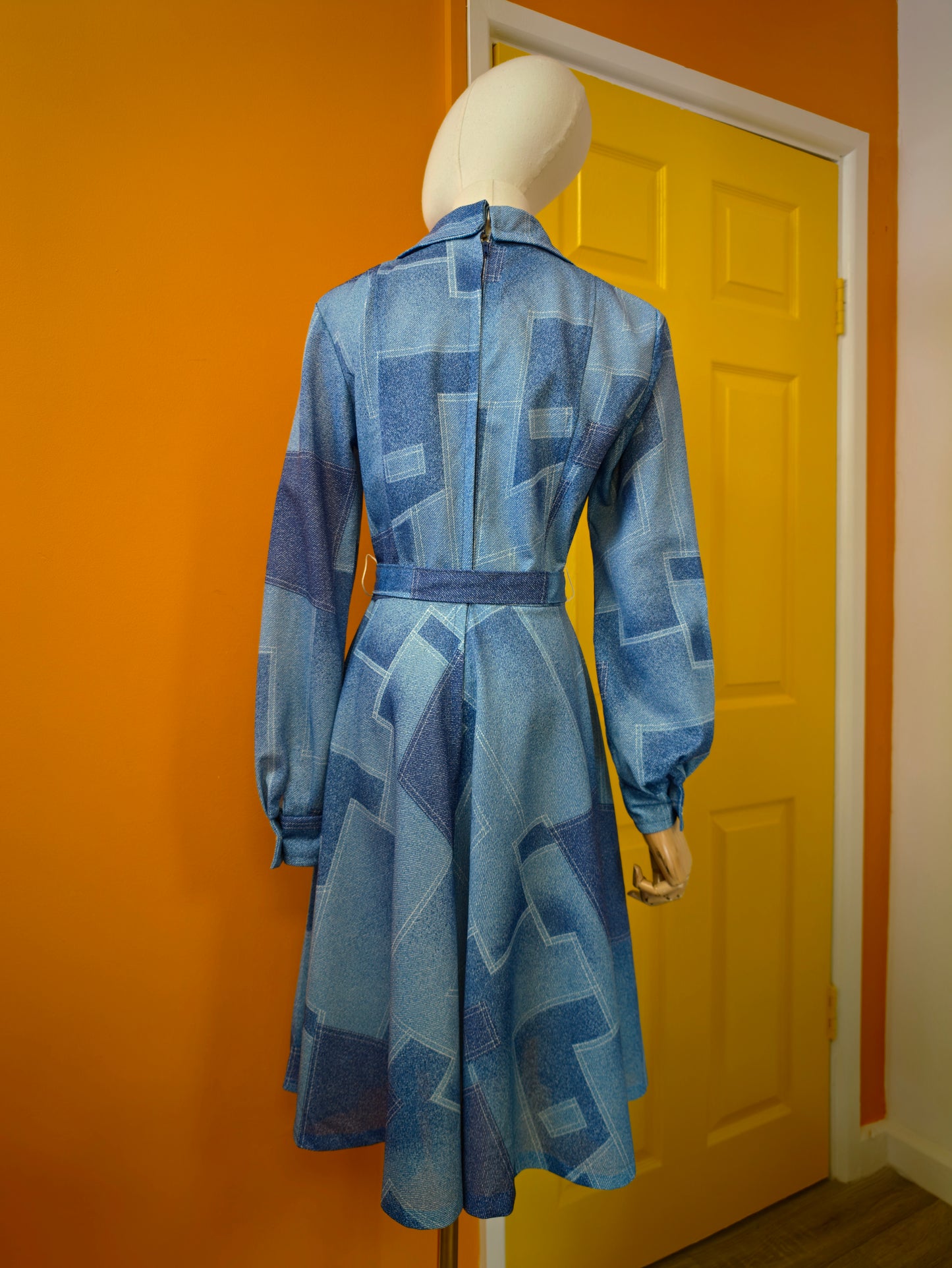 1970s blue patchwork print dress & belt - M/12