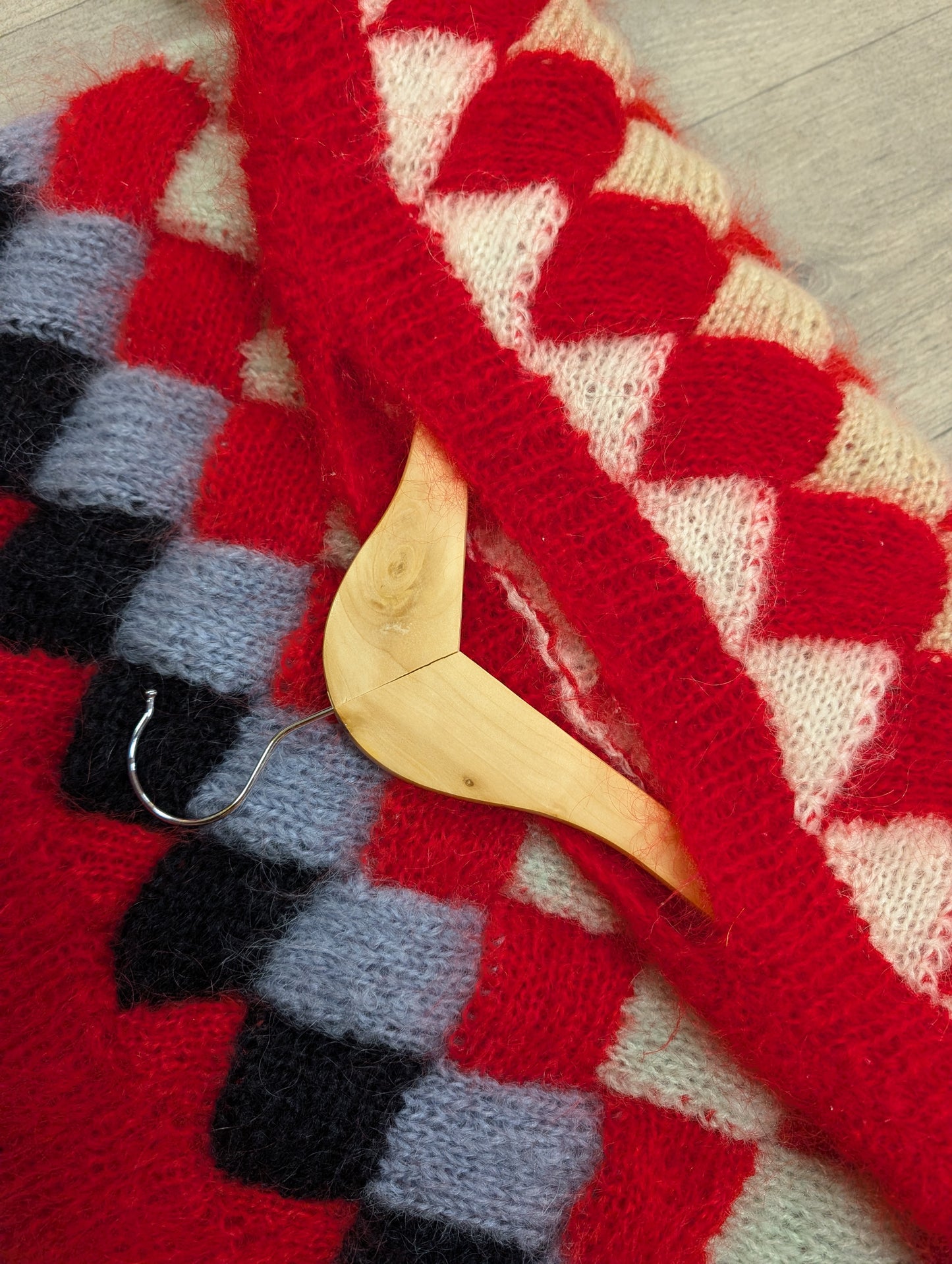 1980s red mohair hand knitted jumper - S/M