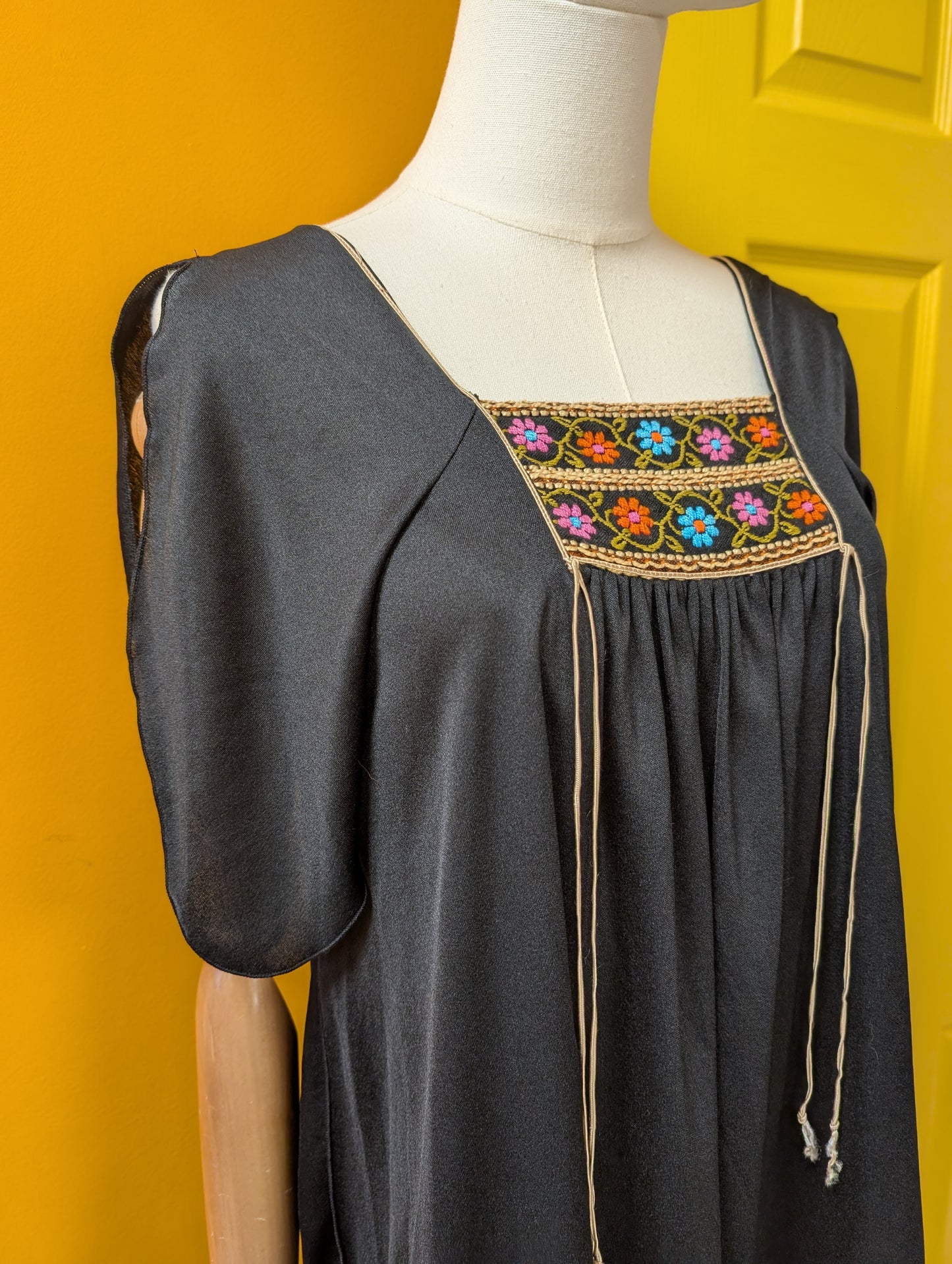 1970s Mr Darren black maxi dress - S/8