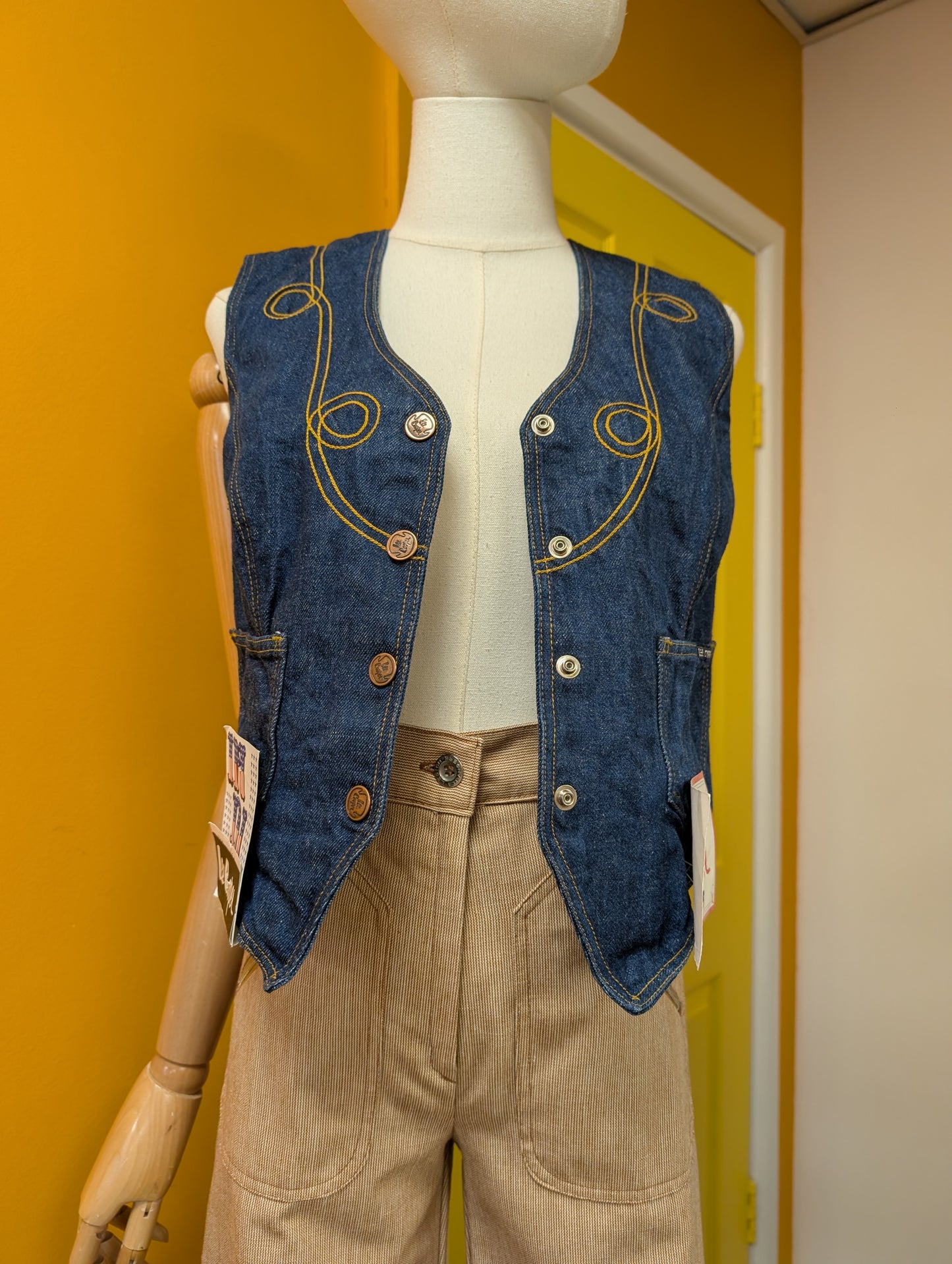 Deadstock 1970s Lee Cooper embroidered denim waistcoat - S/10