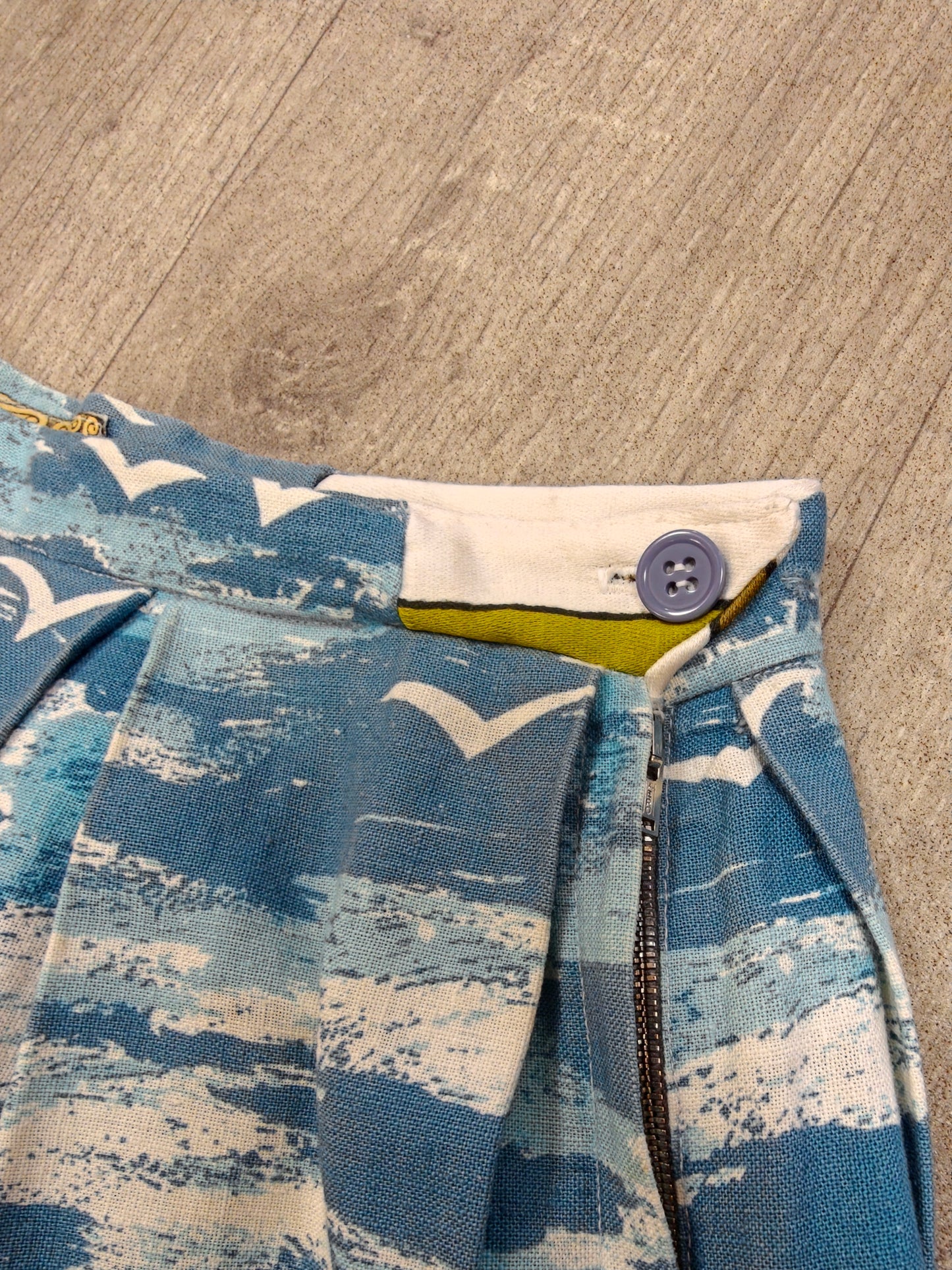 1950s Susan Barry novelty scenic print skirt