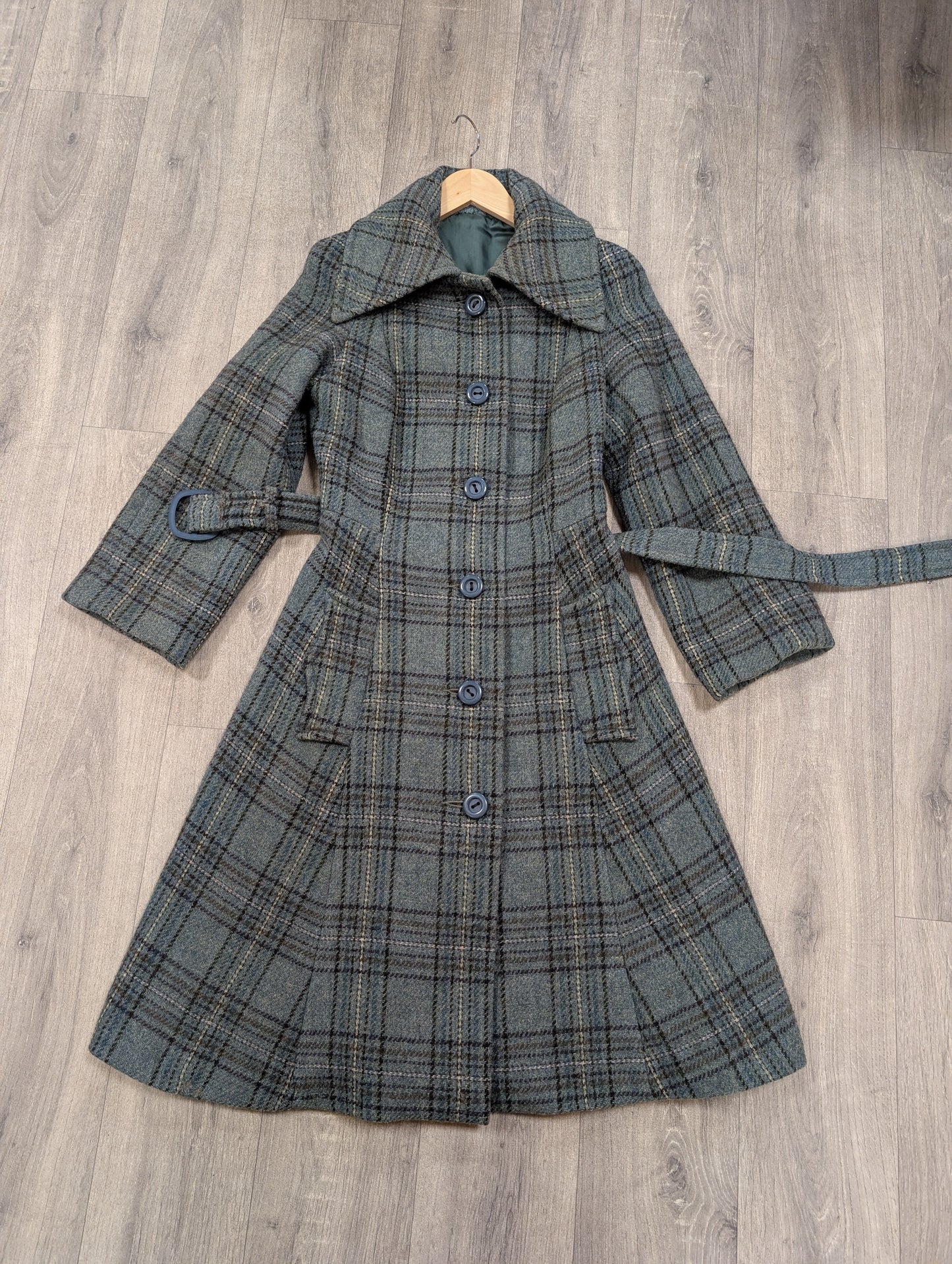 1970s wool blend coat, belt & scarf
