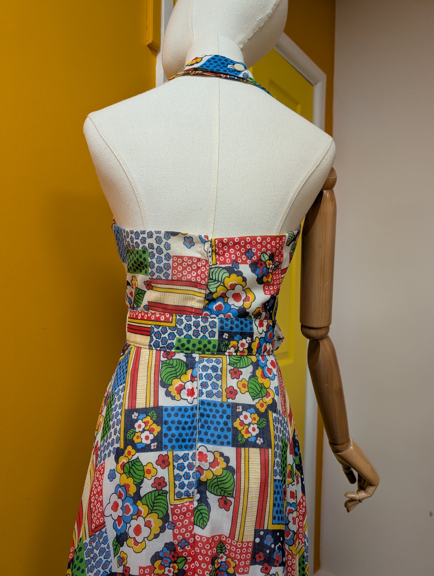 1970s Shubette patchwork print halter neck maxi dress - S/8