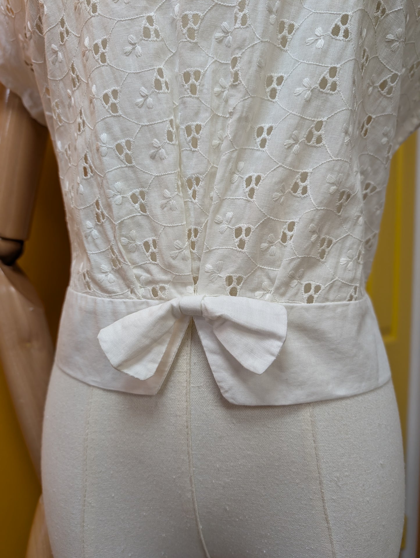 1960s white cotton broderie anglaise blouse - M/12/14