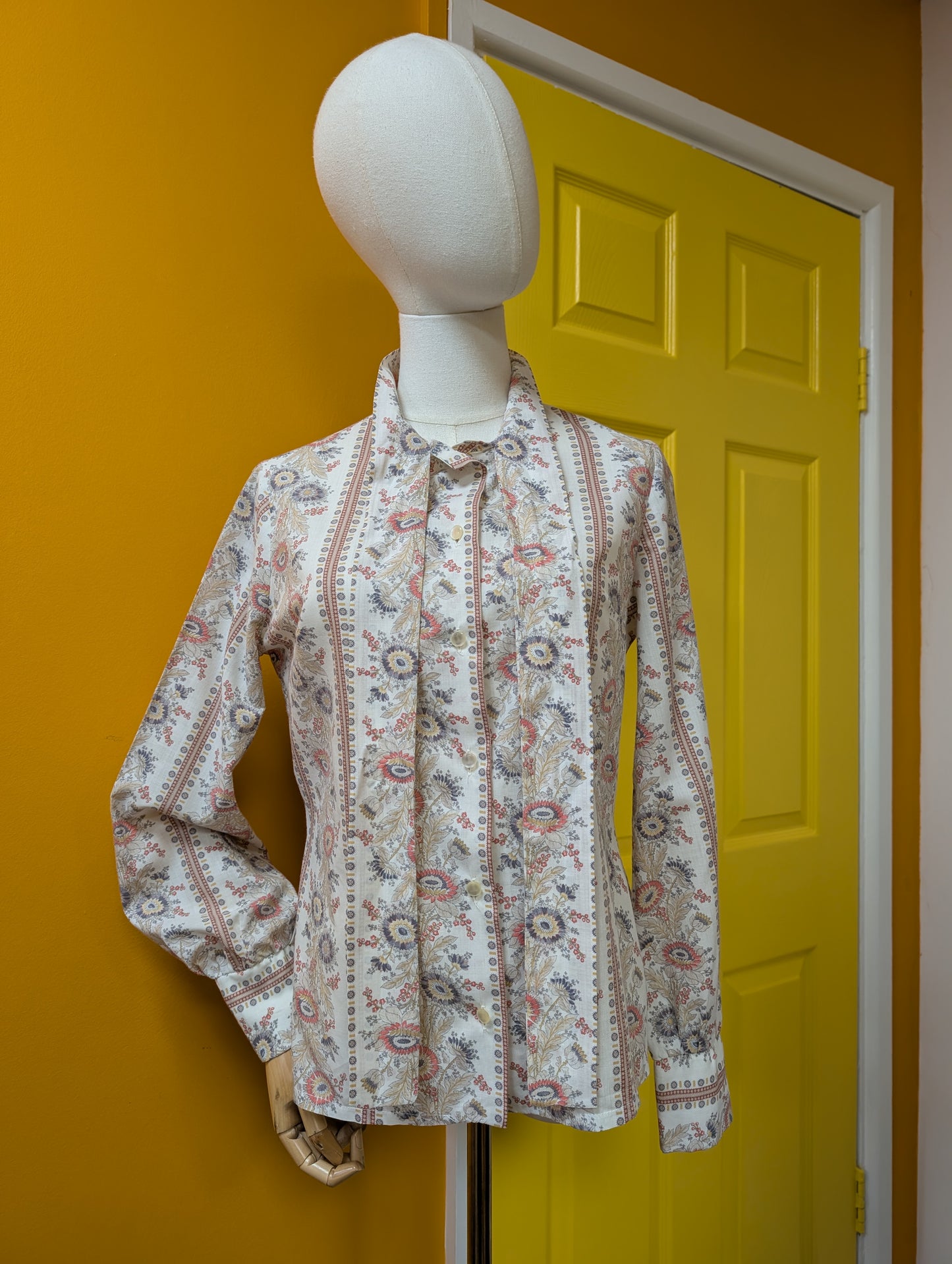 1970s pussy bow blouse -S/M