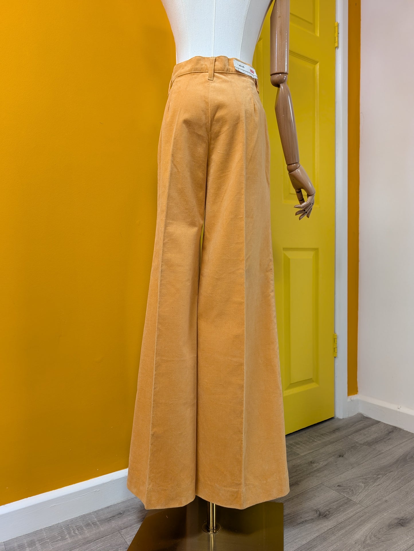 Deadstock 1970s Miss Levi's - 29"/30" waist