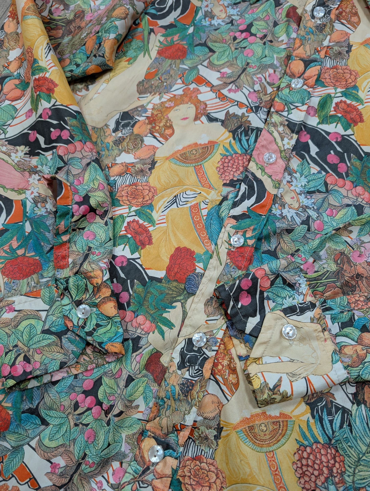 1970s Jason Earl novelty Alphonse Mucha print shirt