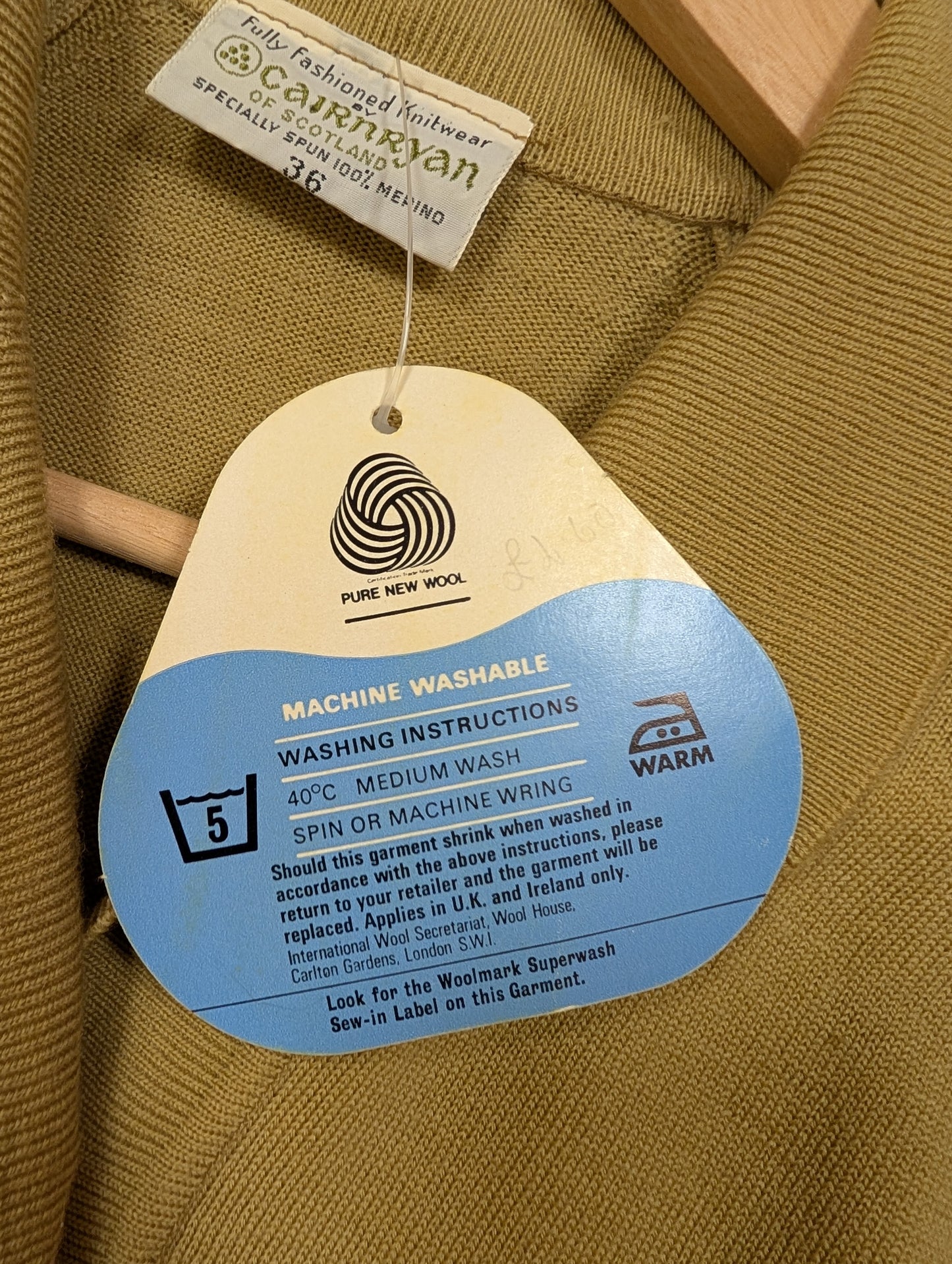 Deadstock Cairnryan of Scotland merino wool jumper - S