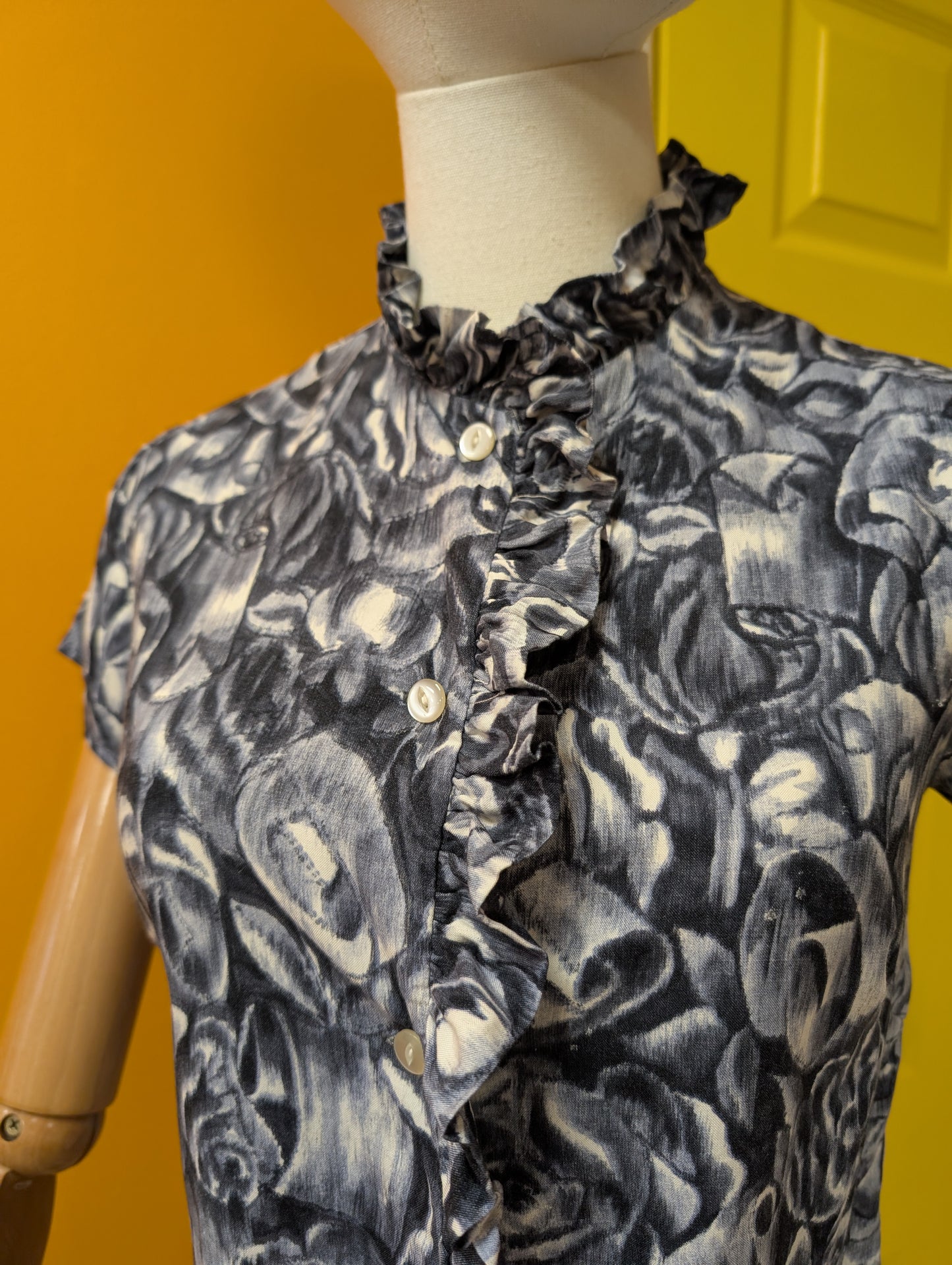 1960s grey abstract floral top - XS/S