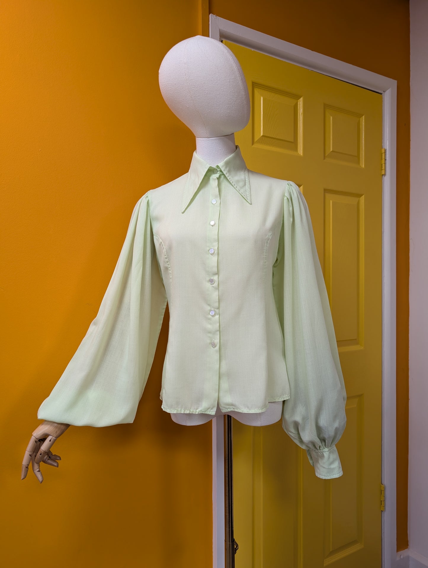1970s Left Bank mint green dagger collar shirt - XS/S/6/8