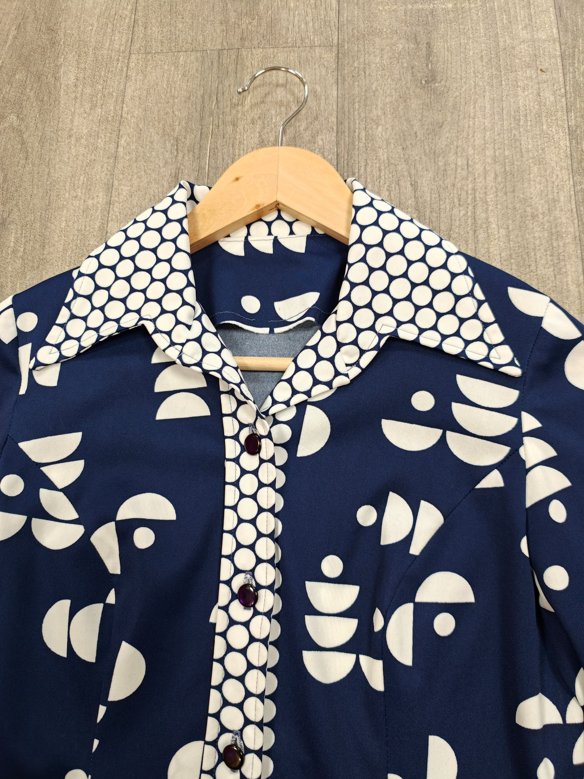 1970s navy/white shirt - XS/S