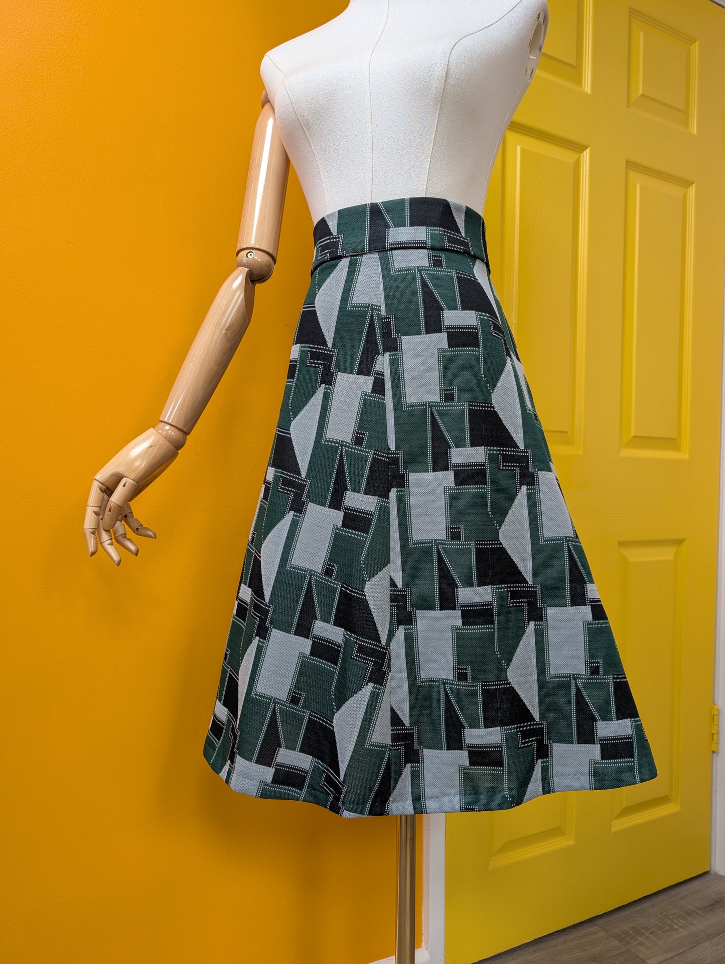 1970s green skirt - 30" waist