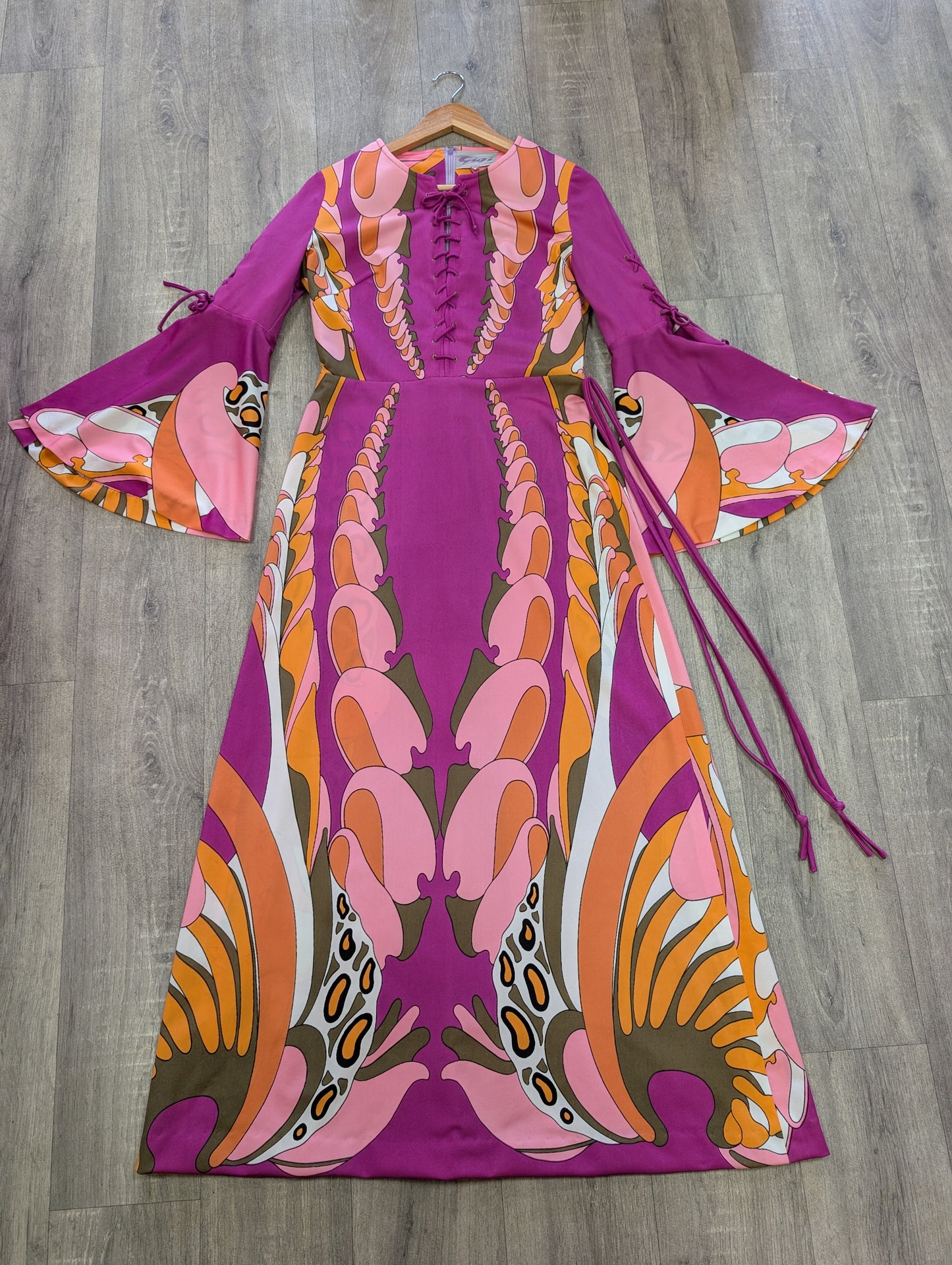 1970s Gigi psychedelic maxi dress - M/12/14