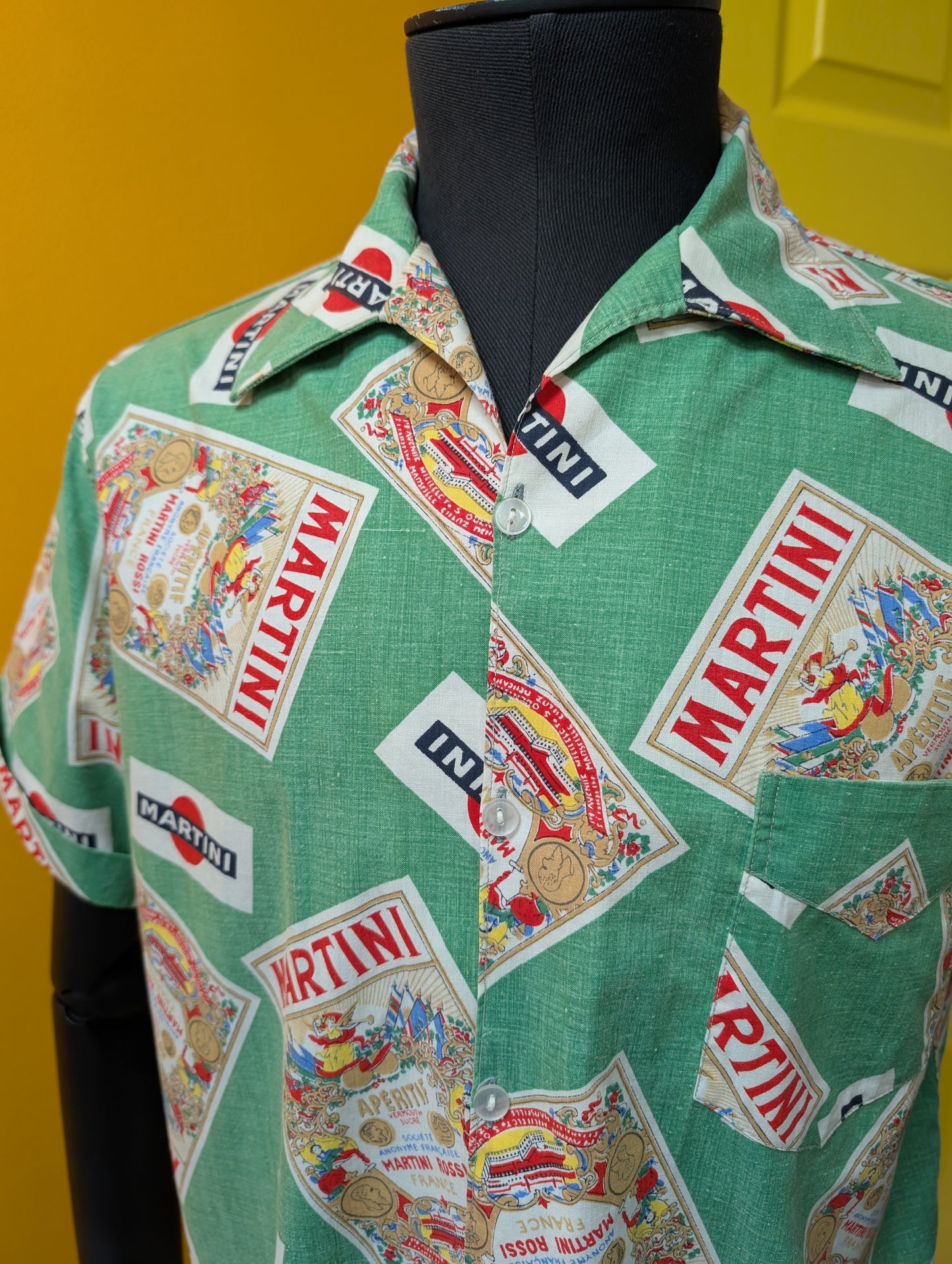 1950s Martini novelty print shirt