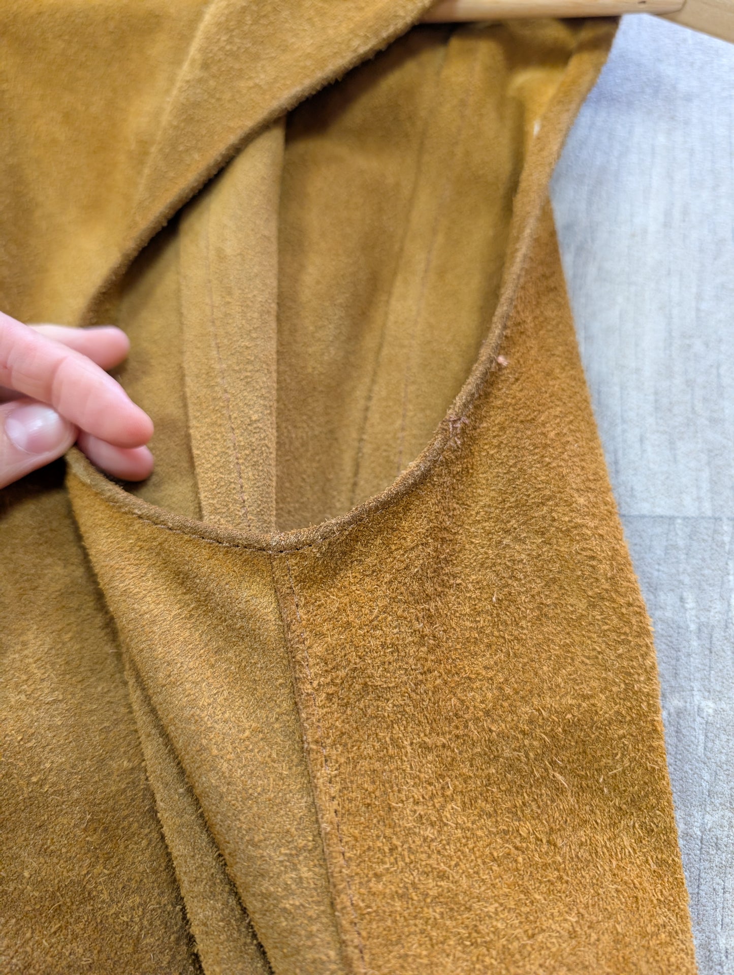 1970s suede waistcoat with faux fur trim - S