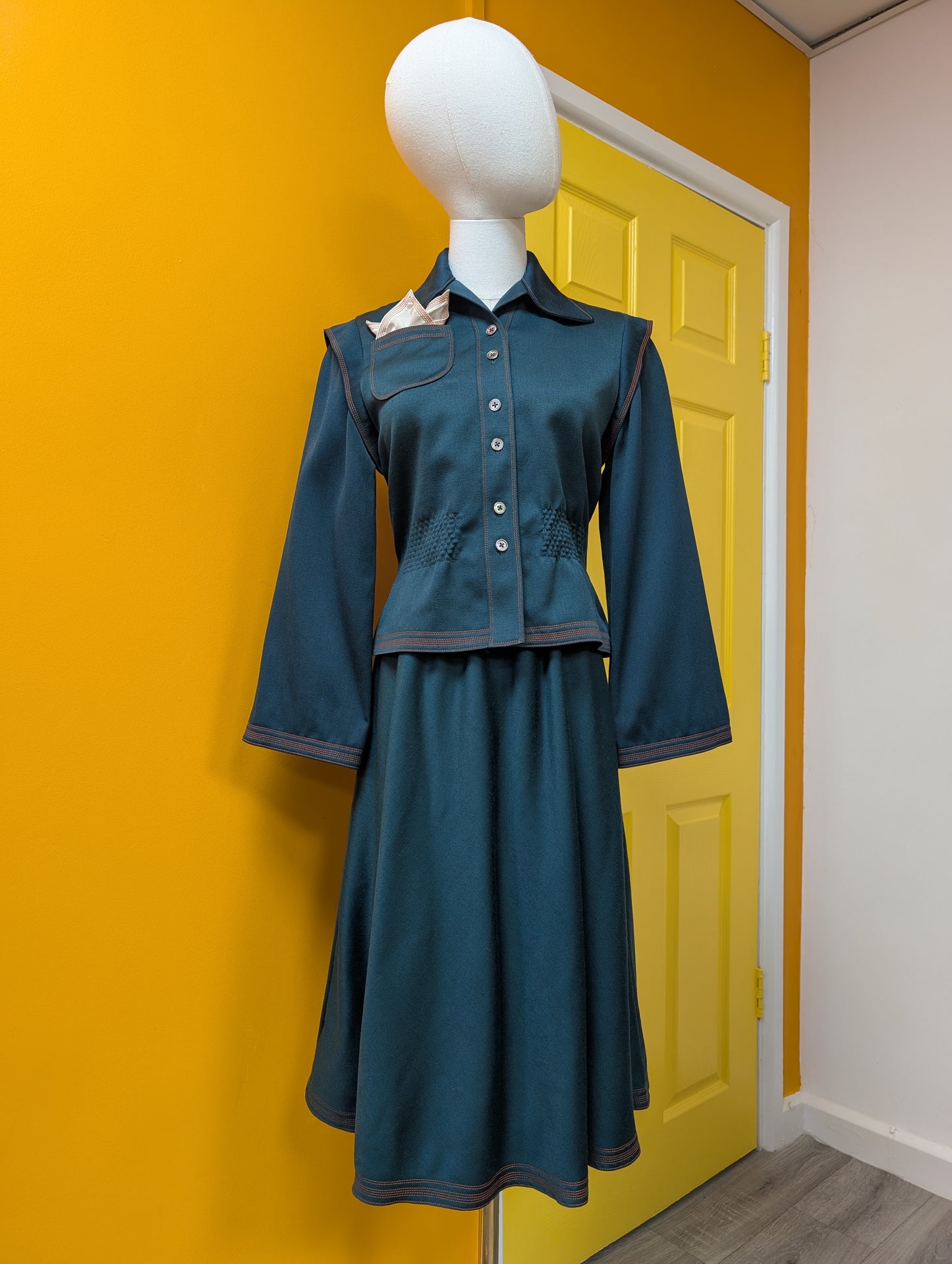 1970s Jean & Martin Pallant green wool suit - XS/S/6/8