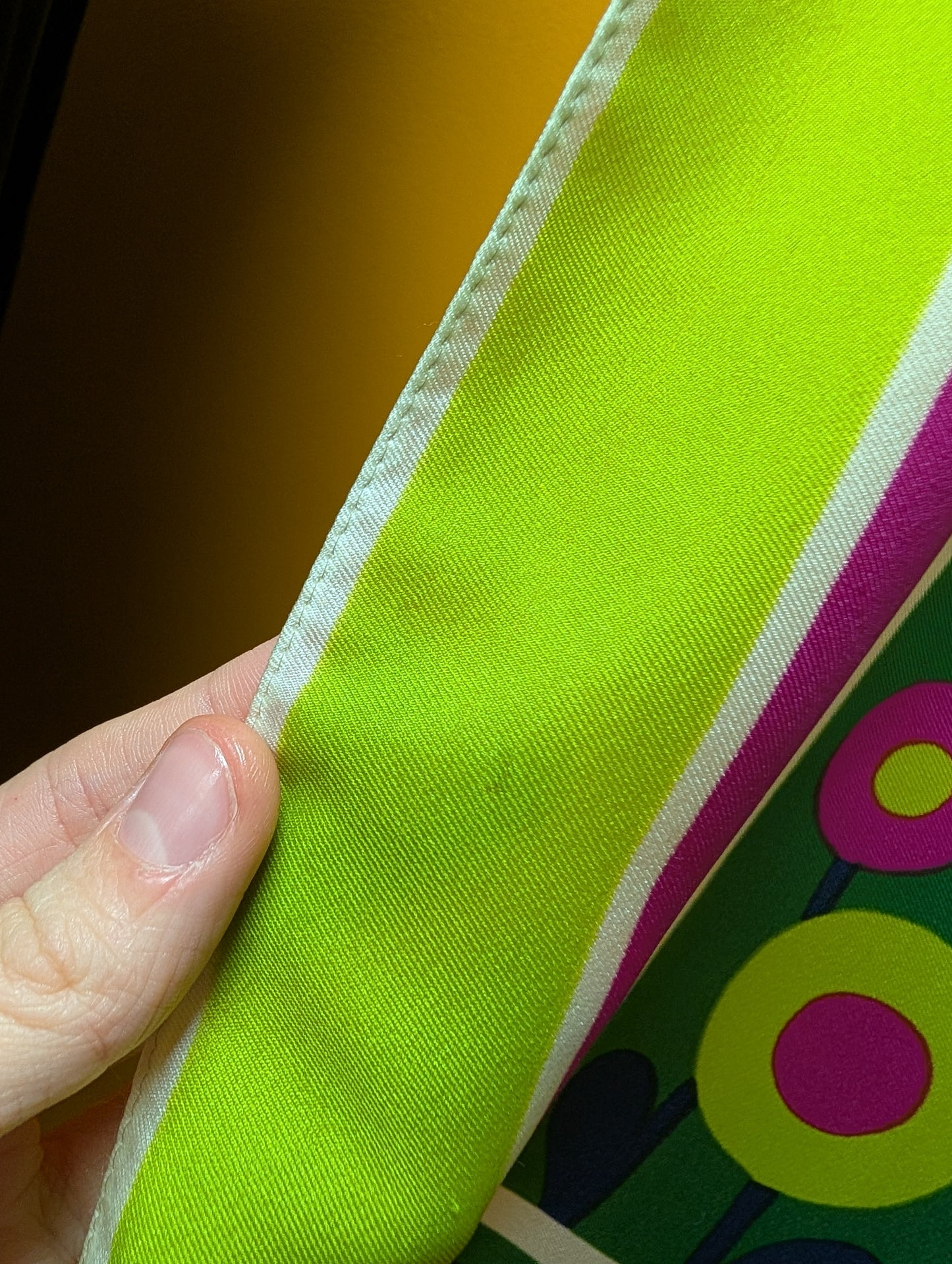 1970s psychedelic flower scarf