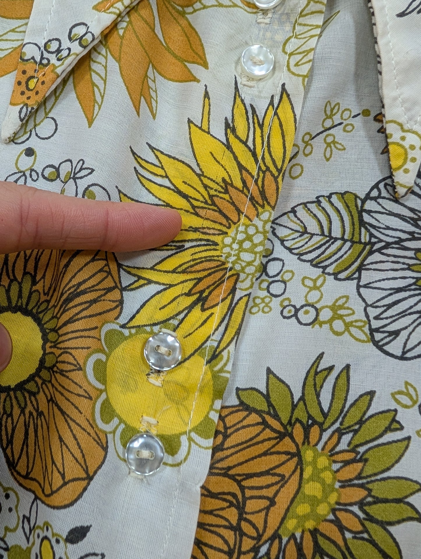 1970s floral dagger collar shirt - M/L