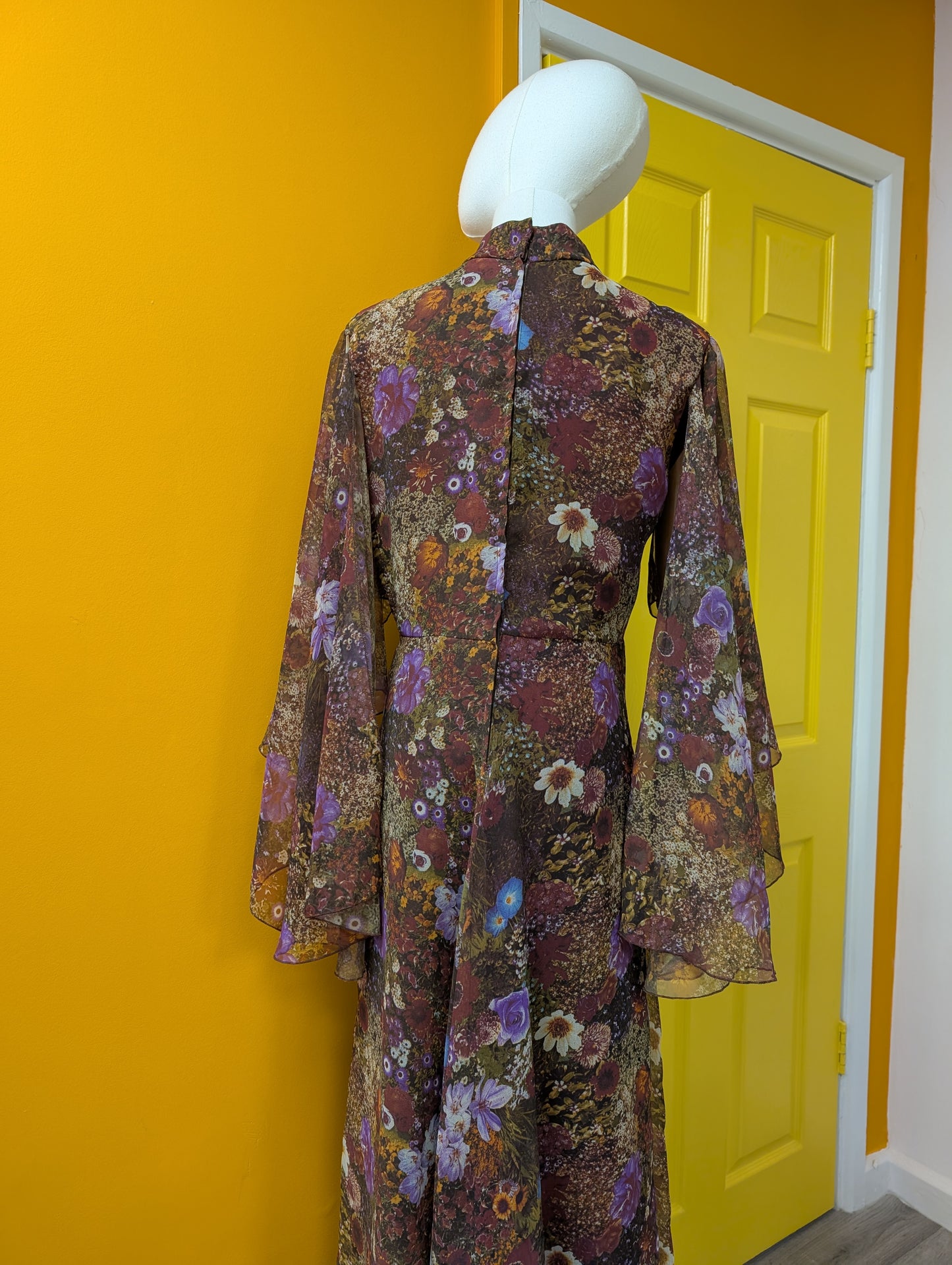 1970s Karida floral maxi dress - M/12