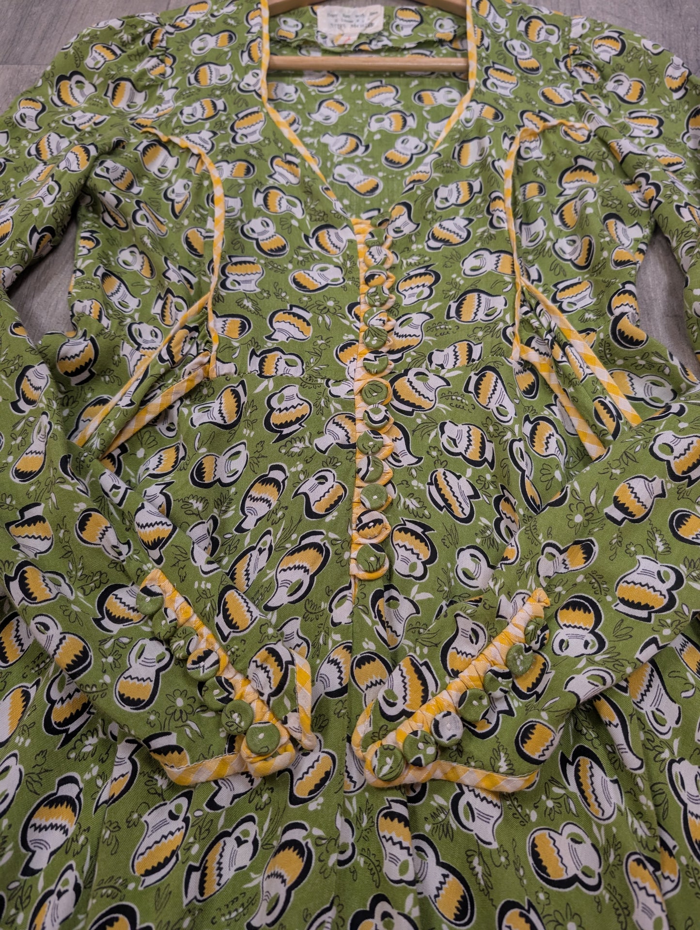 1970s Miss Mouse green & yellow novelty print dress - S/8