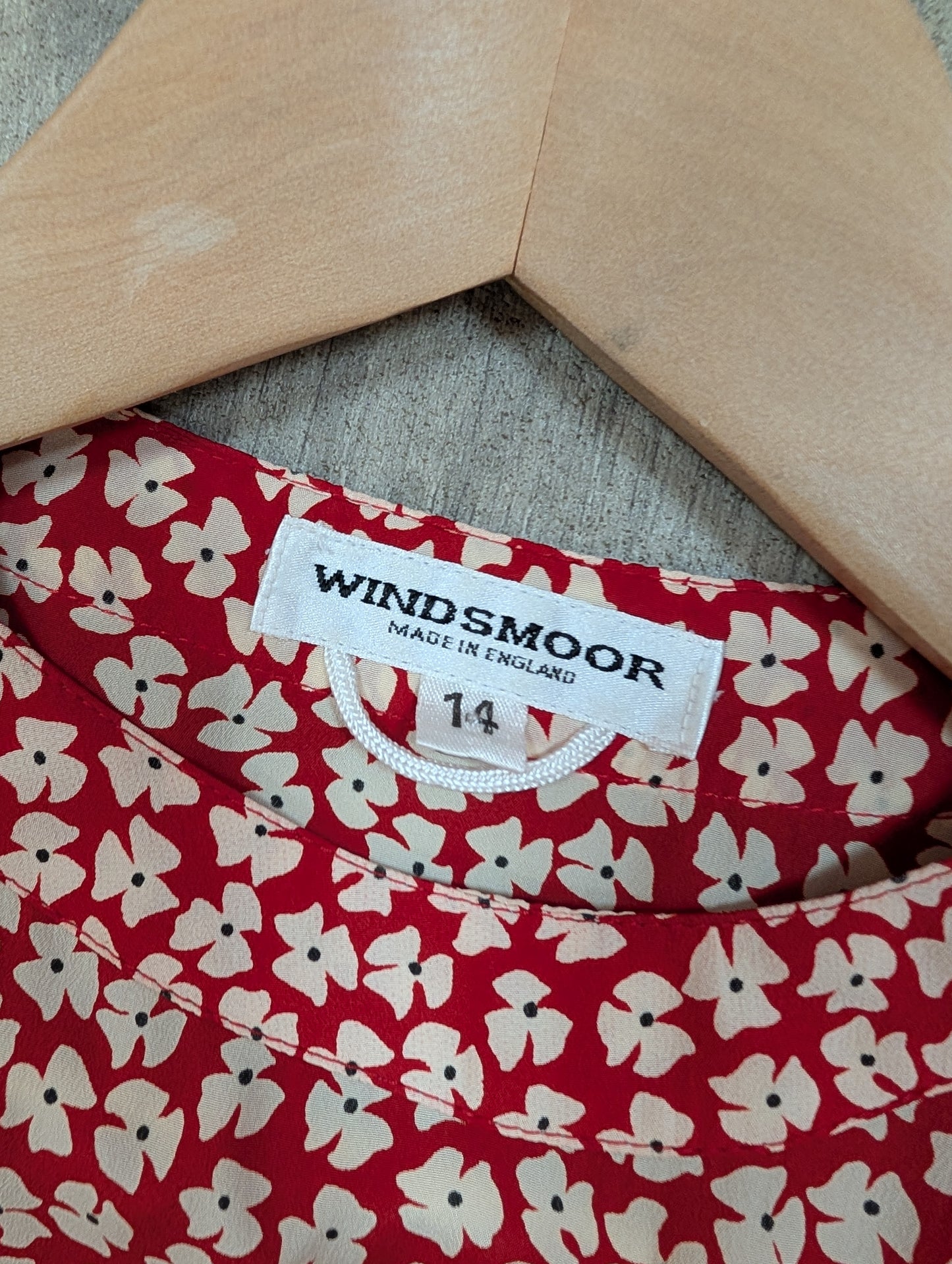 1980s Windsmoor red floral blouse with scarf - S/M