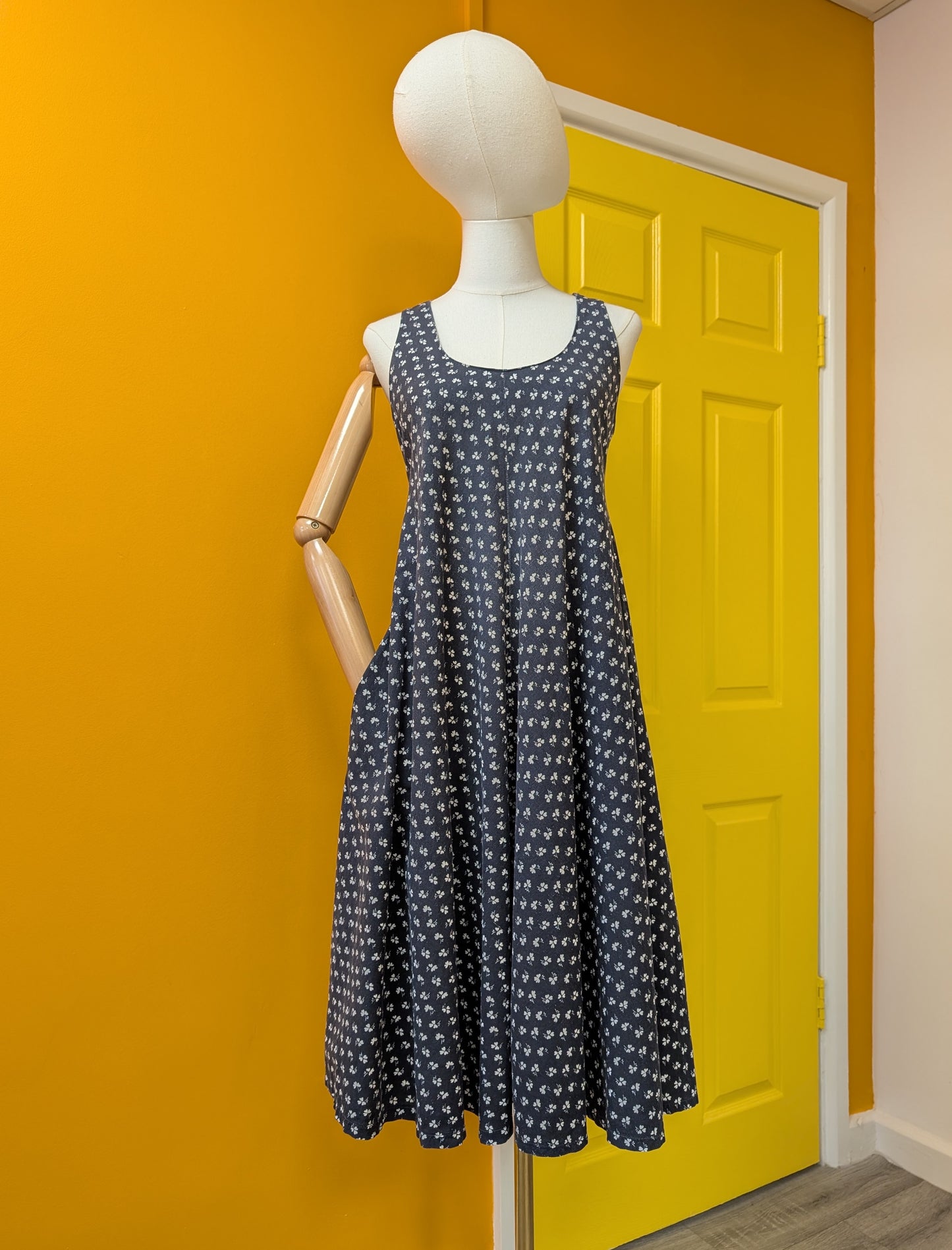 1970s Laura Ashley made in Wales clover print cotton dress - S/8/10