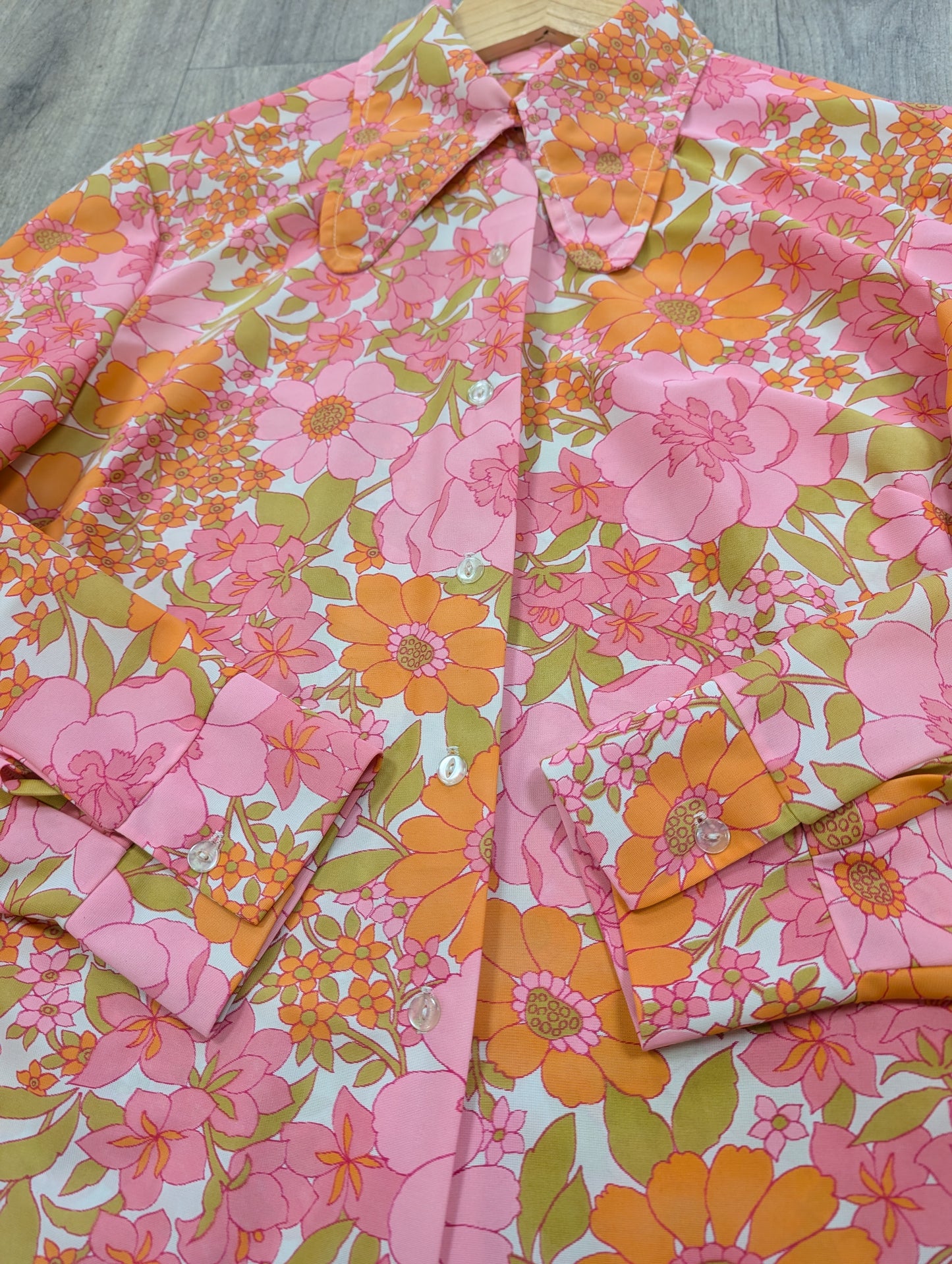 Keynote psychedelic pink/orange floral shirt - M/L