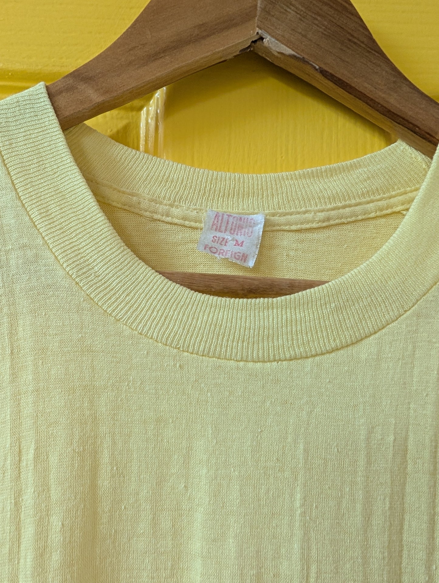1970s pale yellow t-shirt