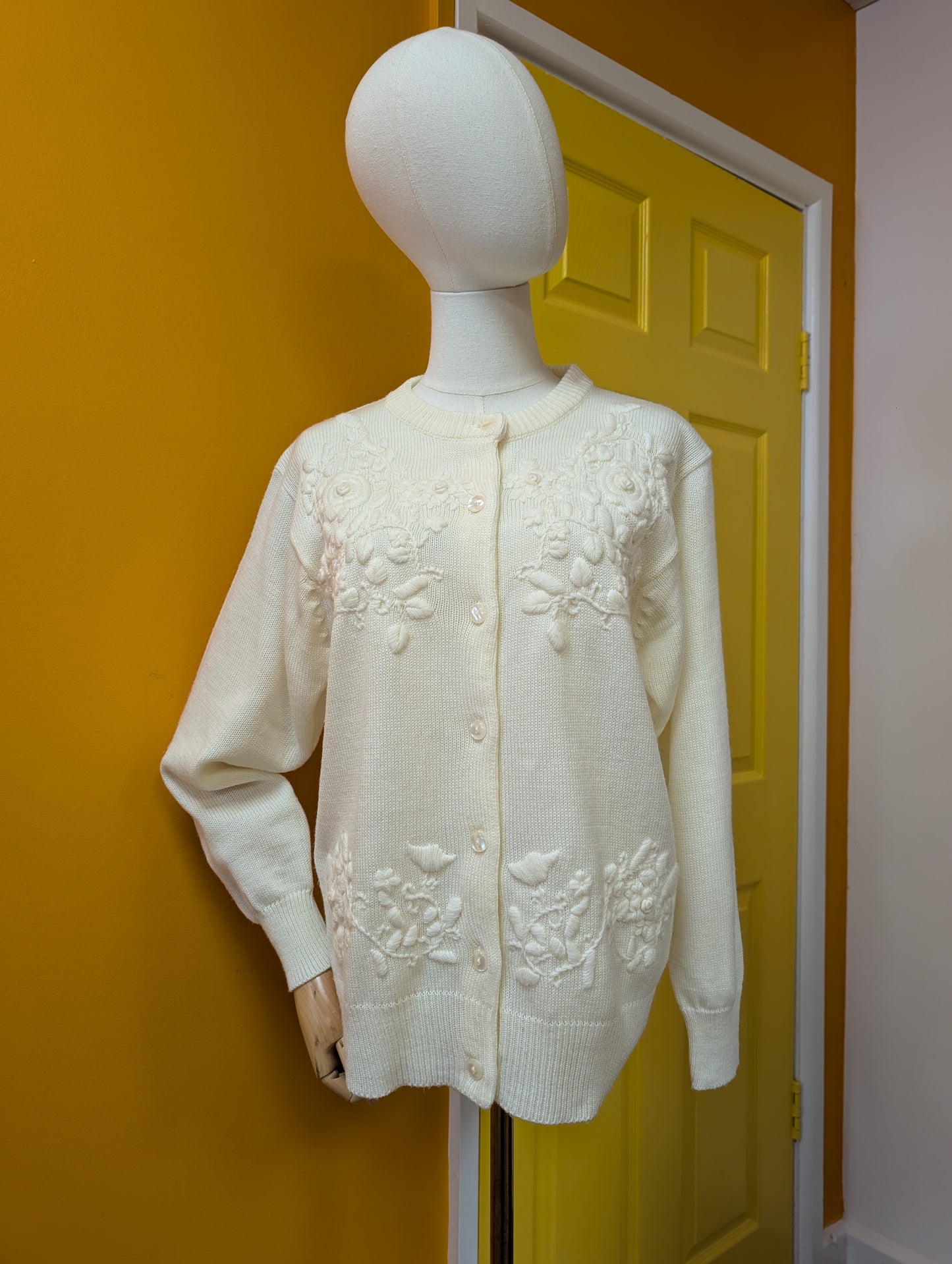 1980s white embroidered acrylic cardigan - S/M