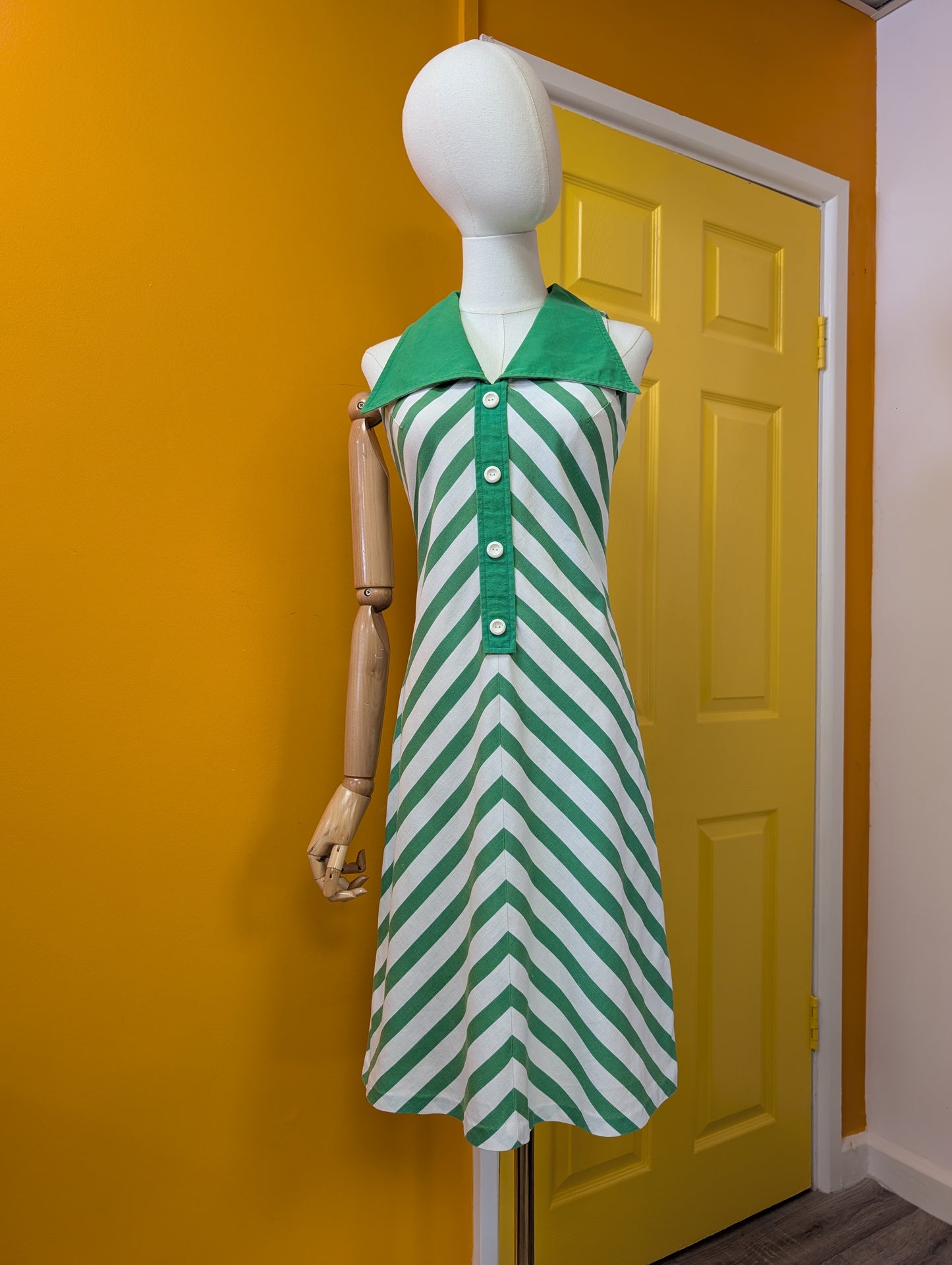1970s St Michael green & white striped cotton dress - S/8