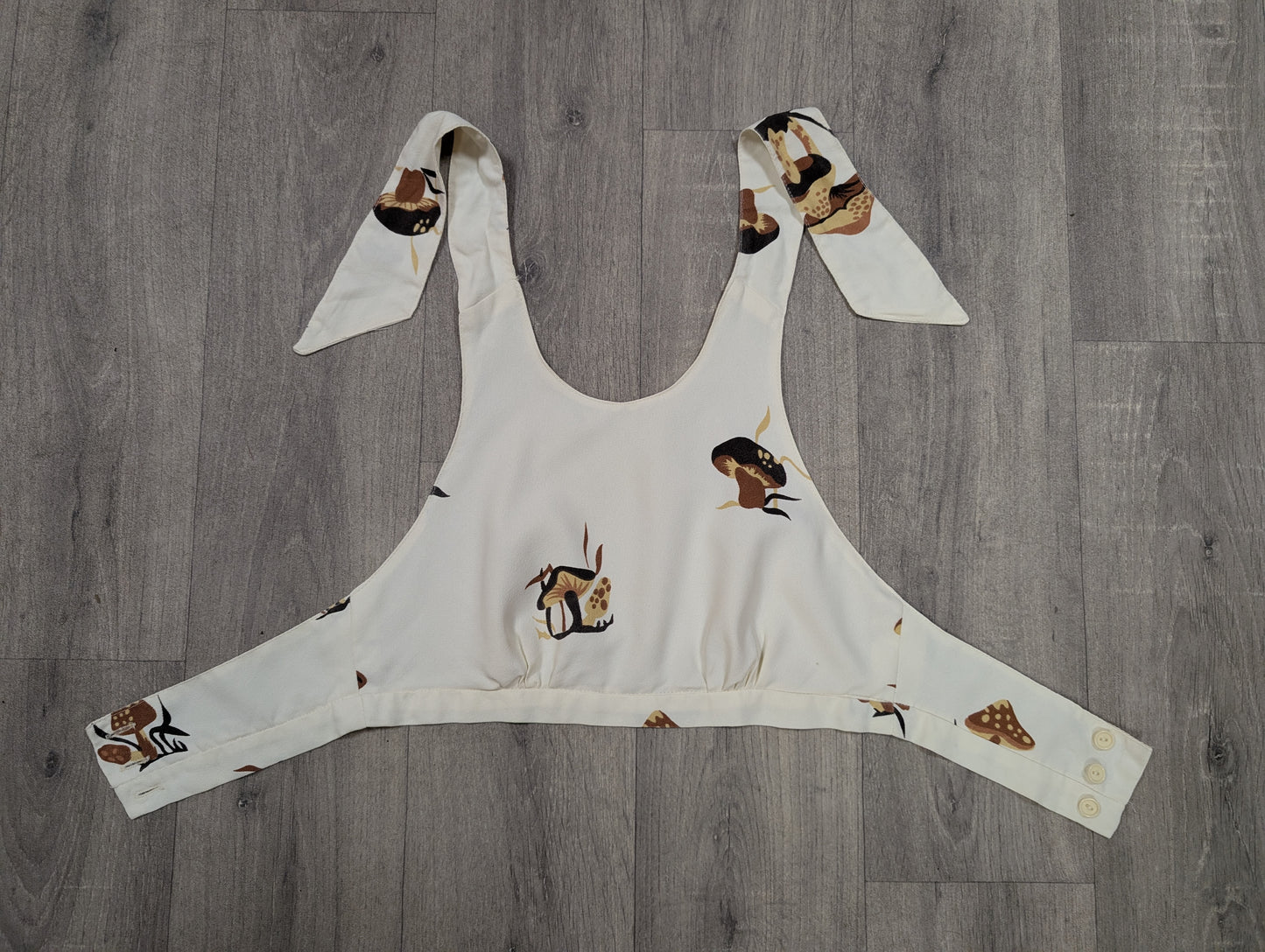 1970s novelty mushroom print halter top and skirt - S/8