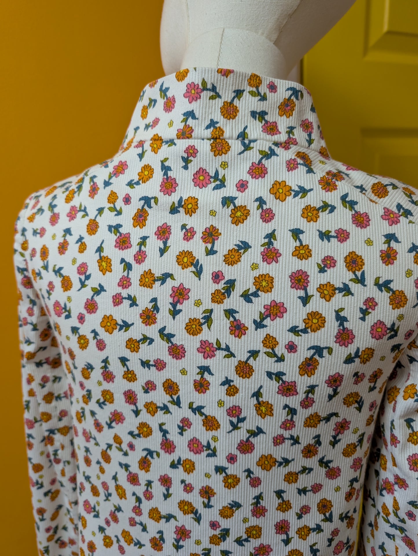 1960s Wallis floral cotton coat - XS