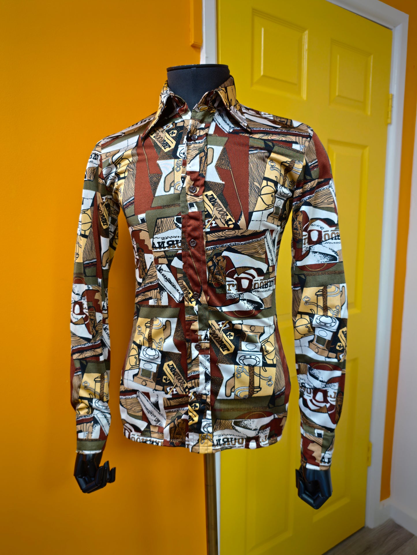 1970s Enrique Vera novelty print shirt