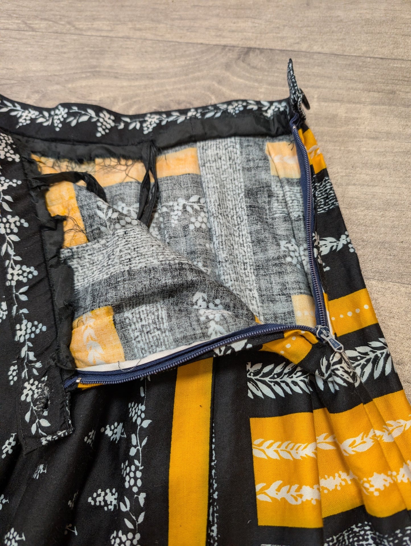 Cotton skirt - 30" waist