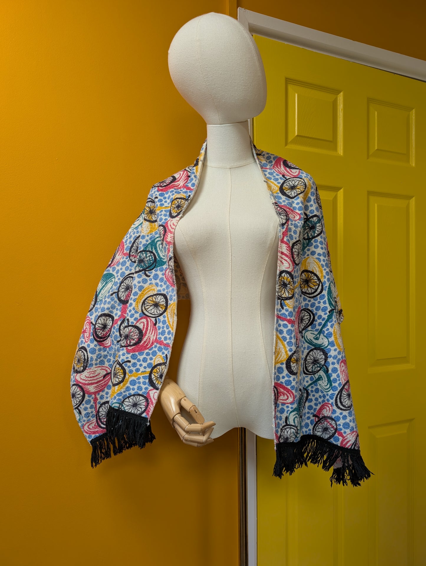 50s/60s Leeona novelty cocktail print fringed towel