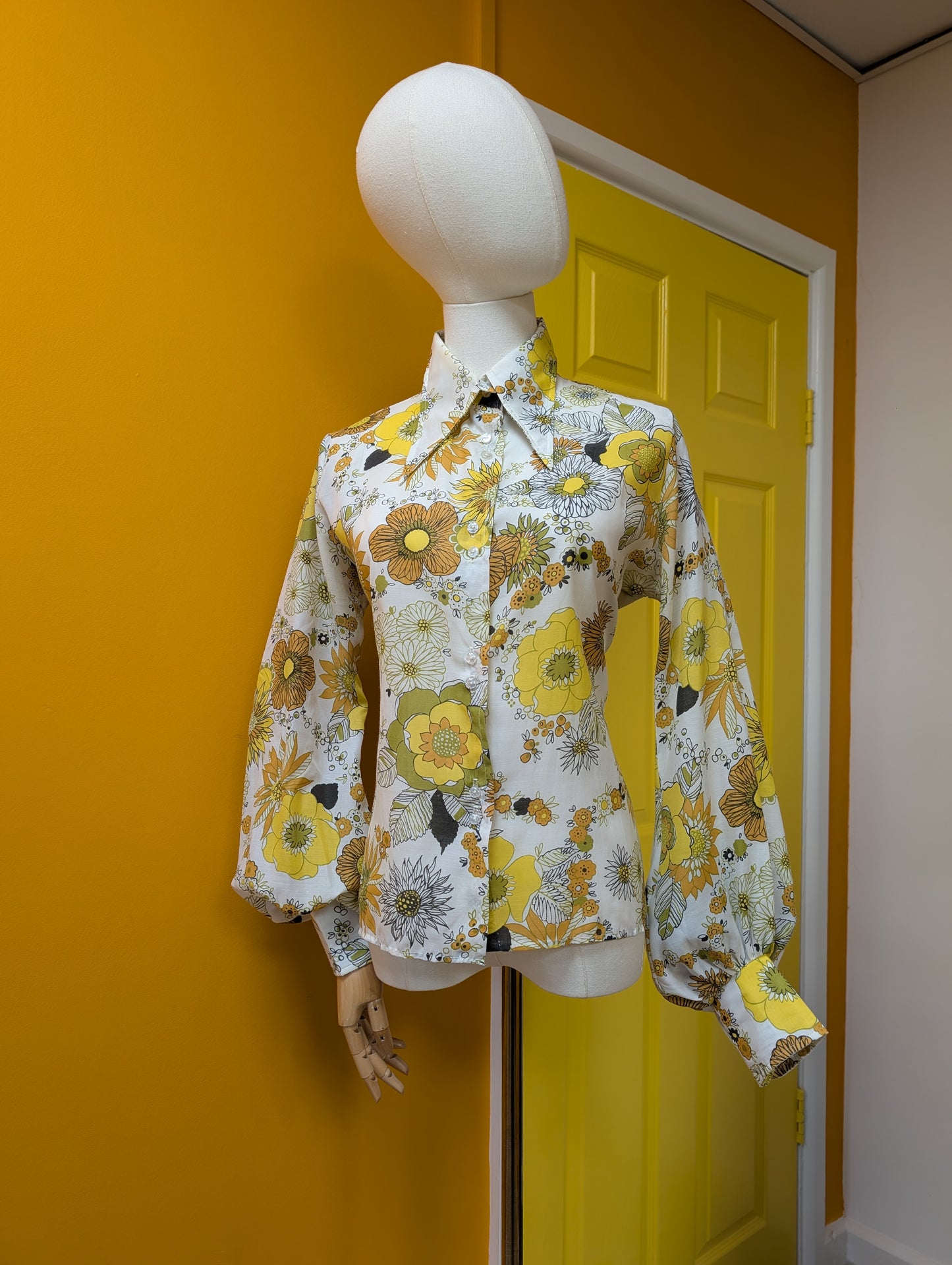 1970s floral dagger collar shirt - M/L