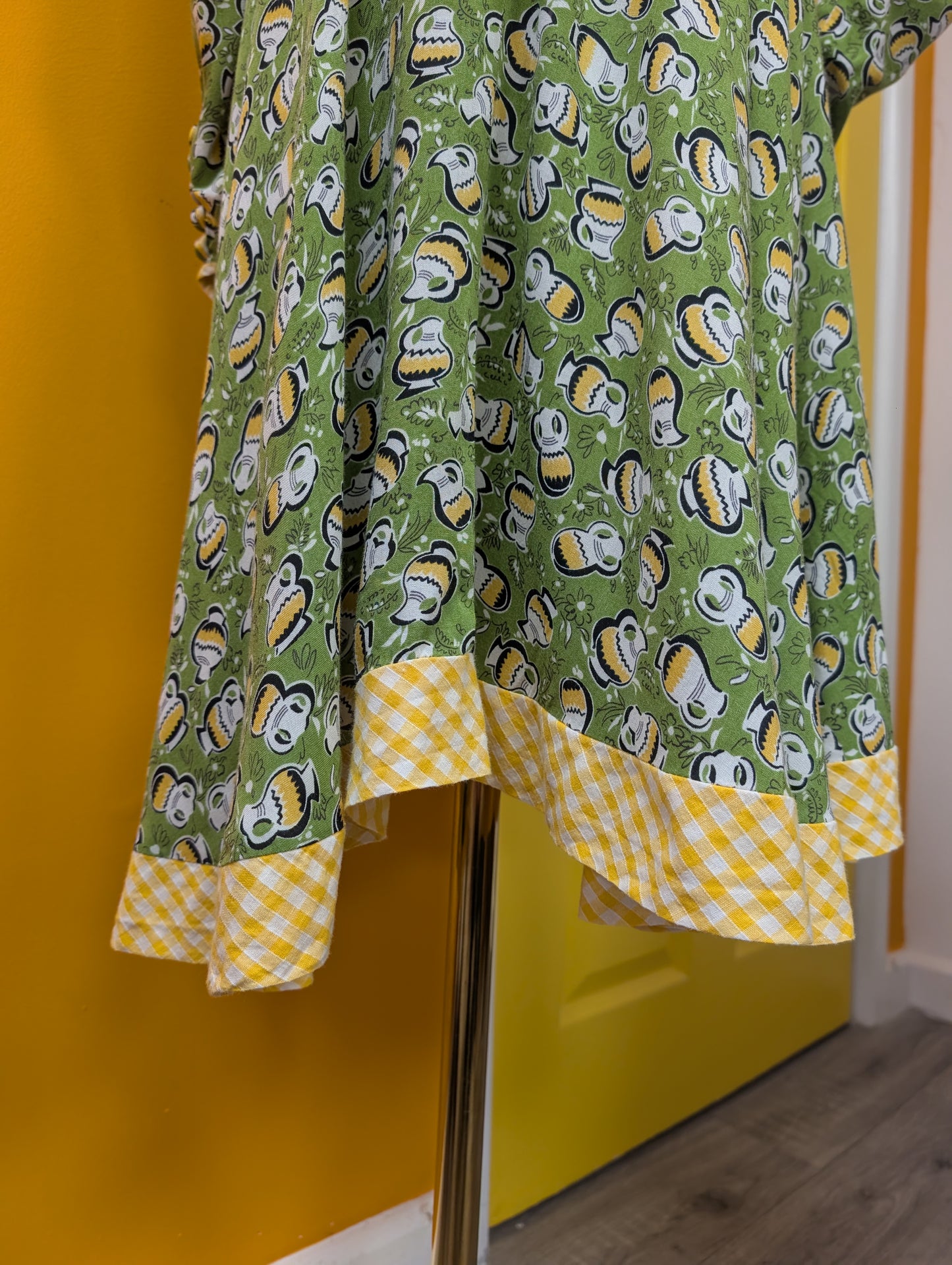 1970s Miss Mouse green & yellow novelty print dress - S/8