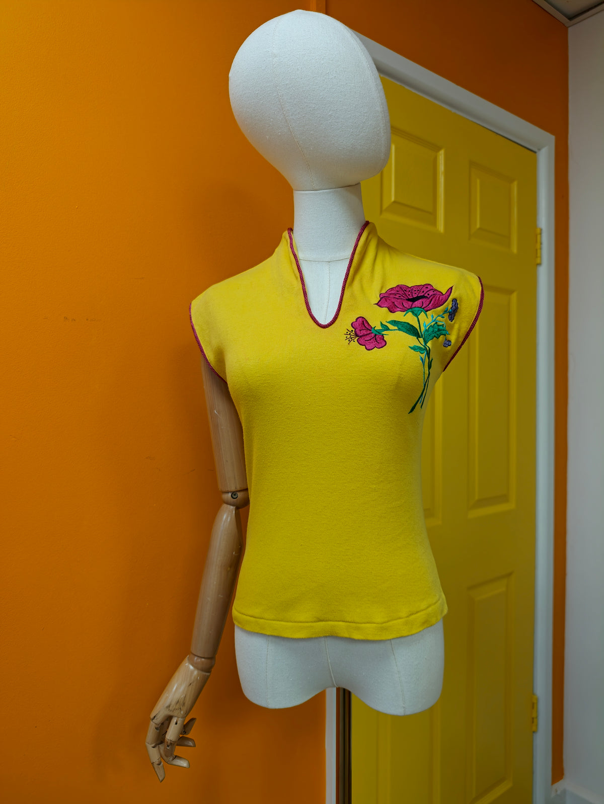 Deadstock 1970s Louis Caring yellow embroidered cotton top - XS/S