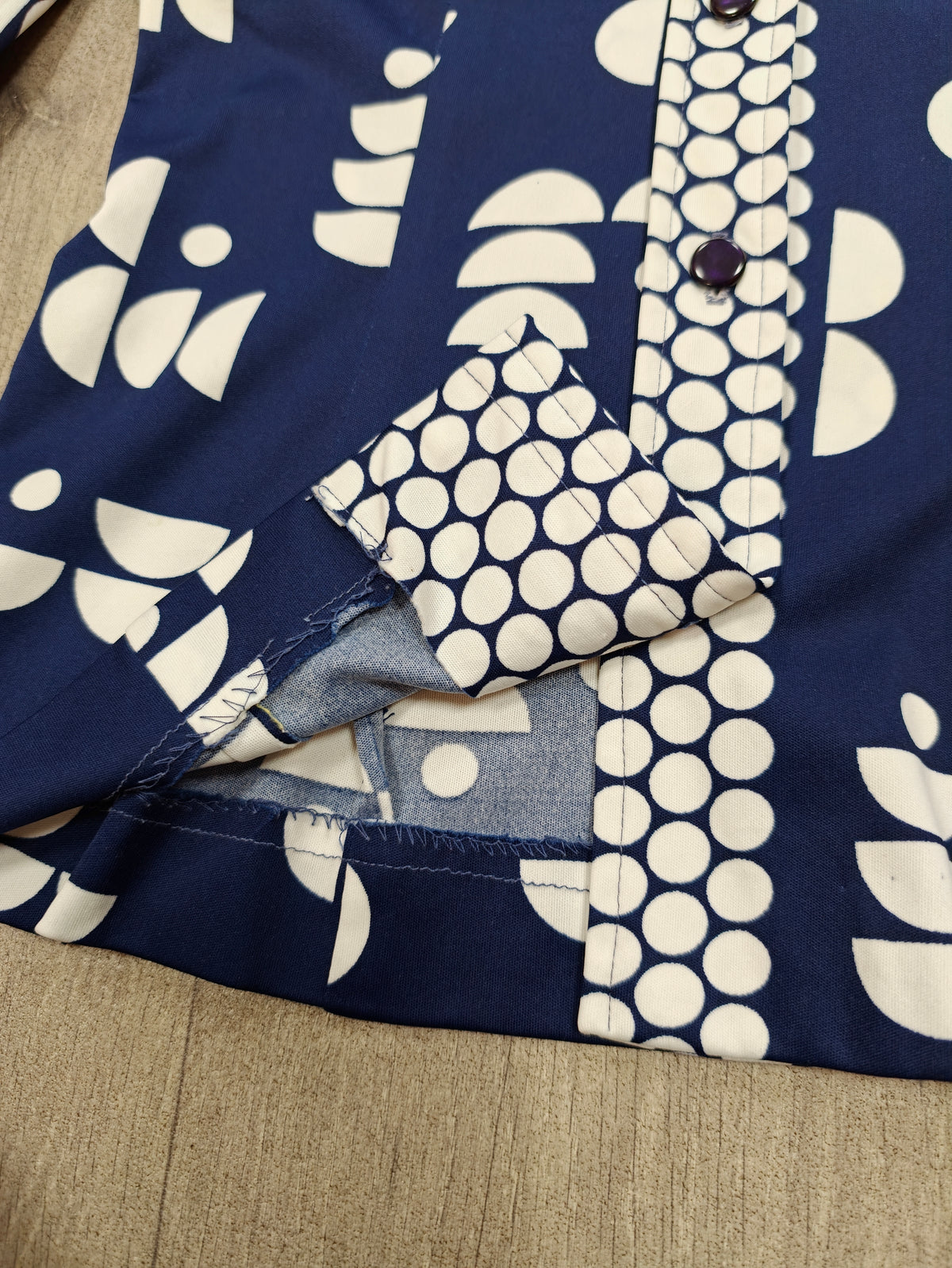 1970s navy/white shirt - XS/S