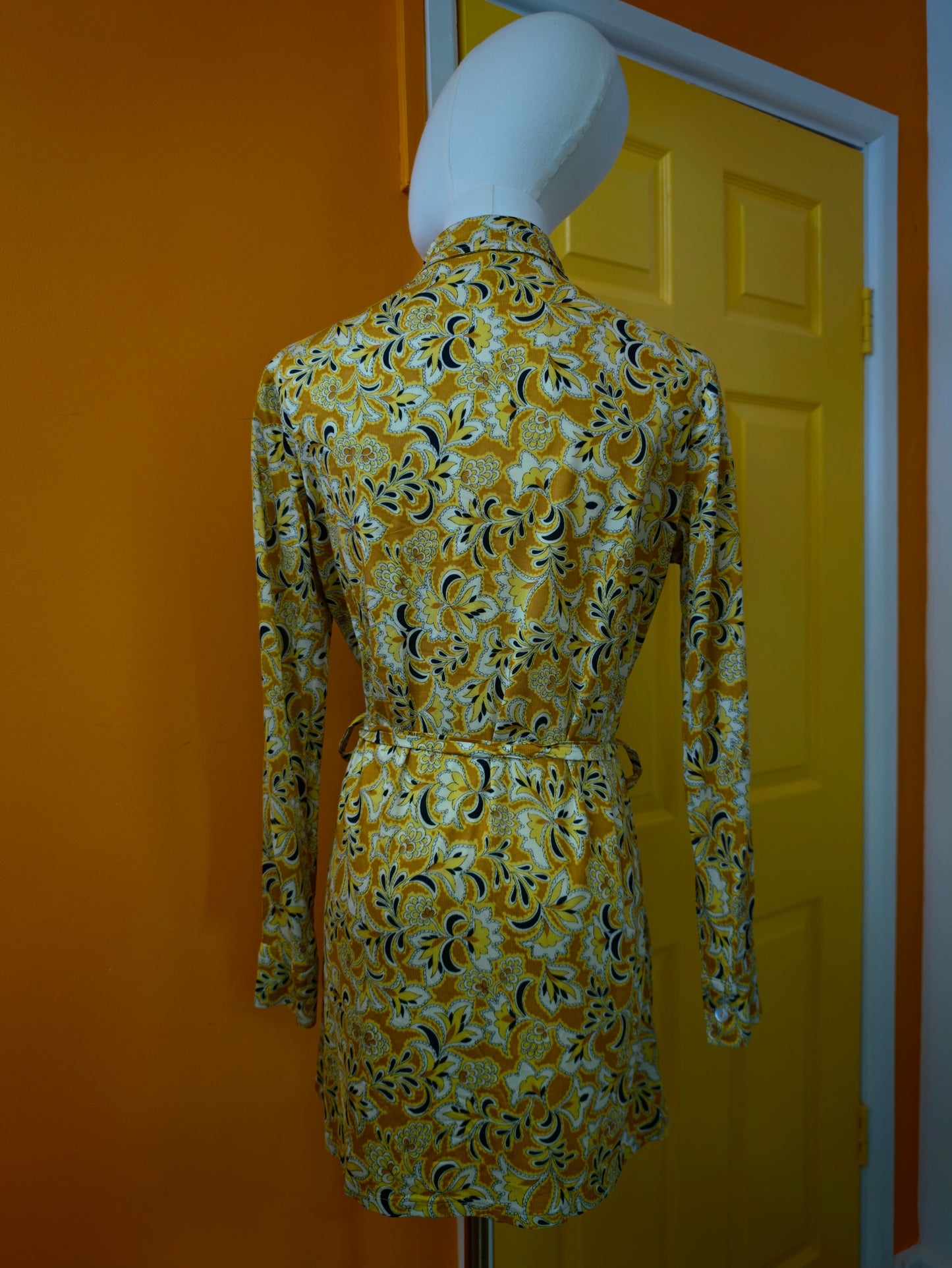 1970s belted dagger collar shirt - M
